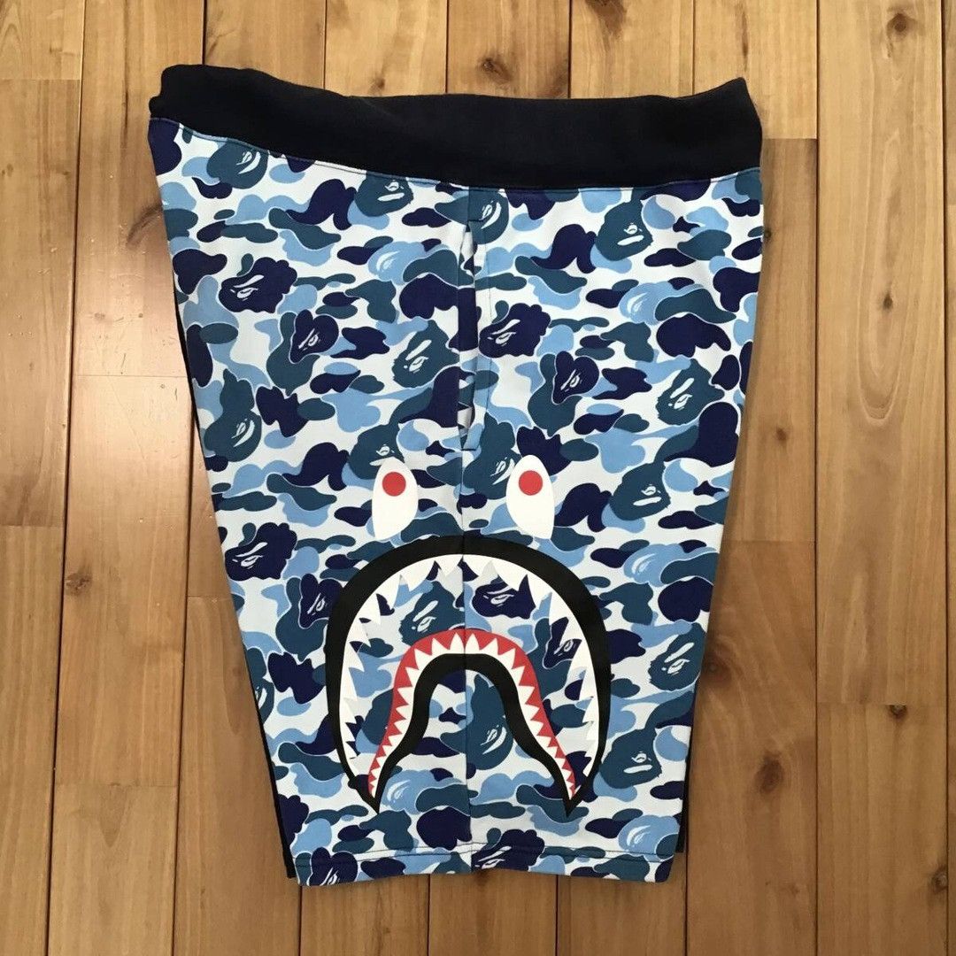 Bape BAPE Side Shark Sweat Shorts Navy x ABC camo blue ★size 2XL Size US 38 / EU 54 - 2 Thumbnail