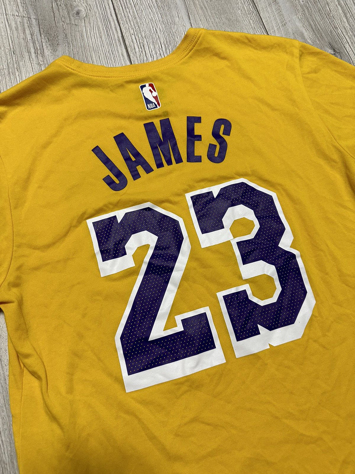 NBA Nike LeBron James #23 Lakers Jersey Shirt Size US M / EU 48-50 / 2 - 6 Thumbnail