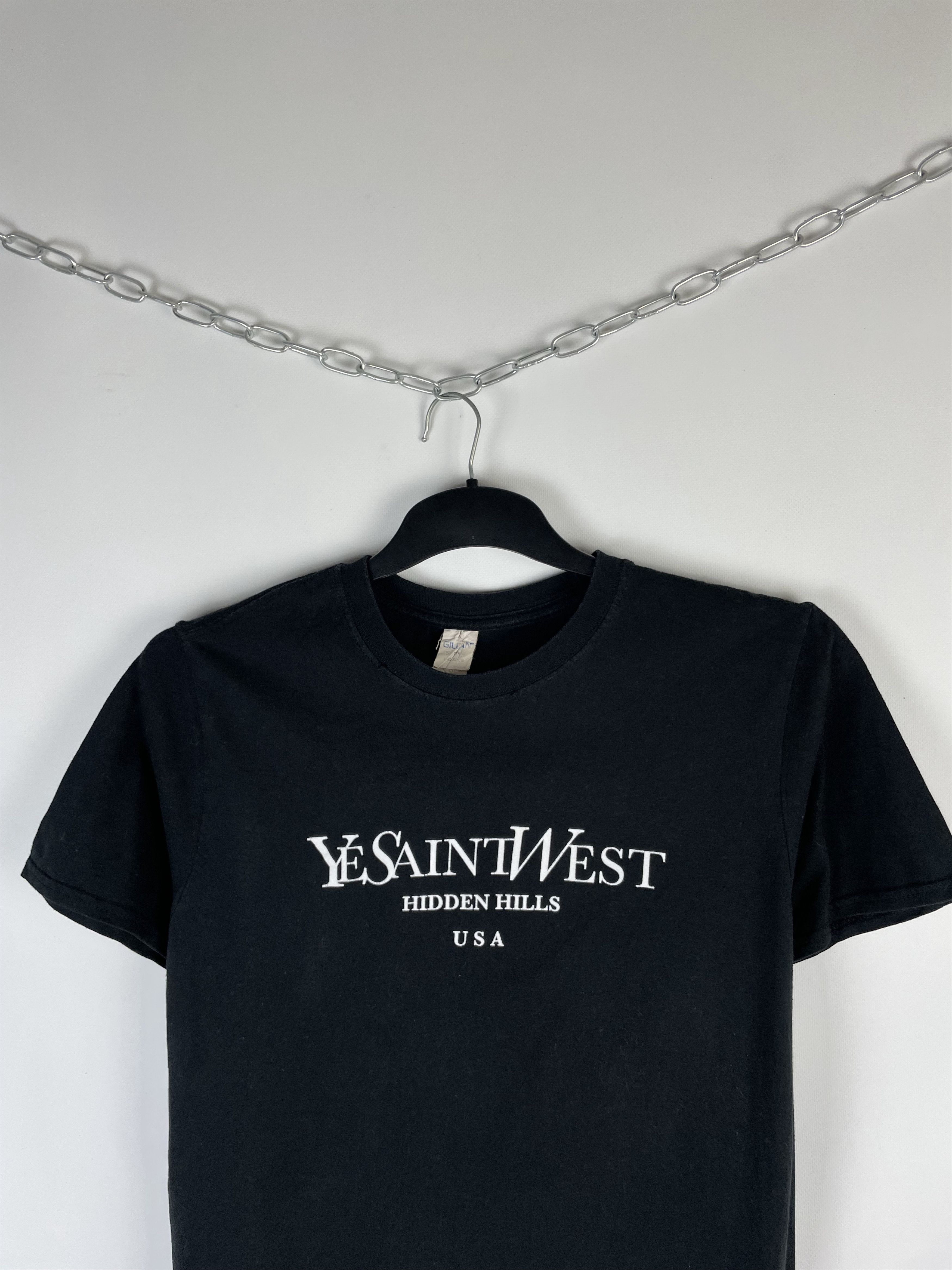 Band Tees Vintage YeSaintWest Kanye West Tour Rap Tee Spellout Size US M / EU 48-50 / 2 - 3 Thumbnail