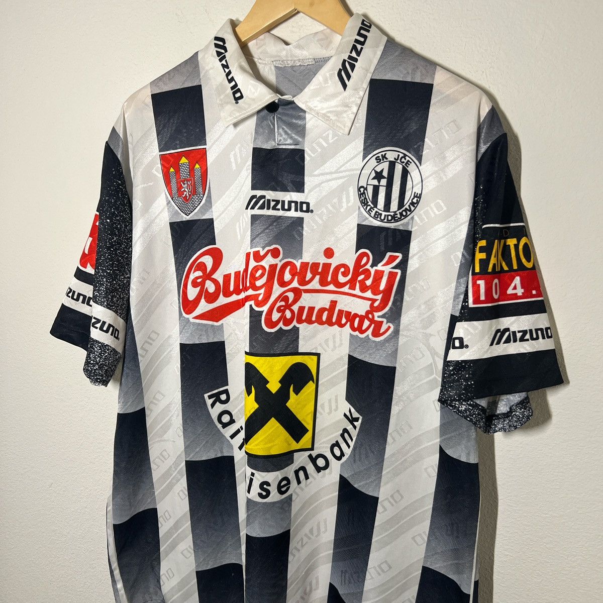 Mizuno Dynamo České Budějovice 1995-1996 Home Jersey | Soccer Size US XL / EU 56 / 4 - 2 Thumbnail