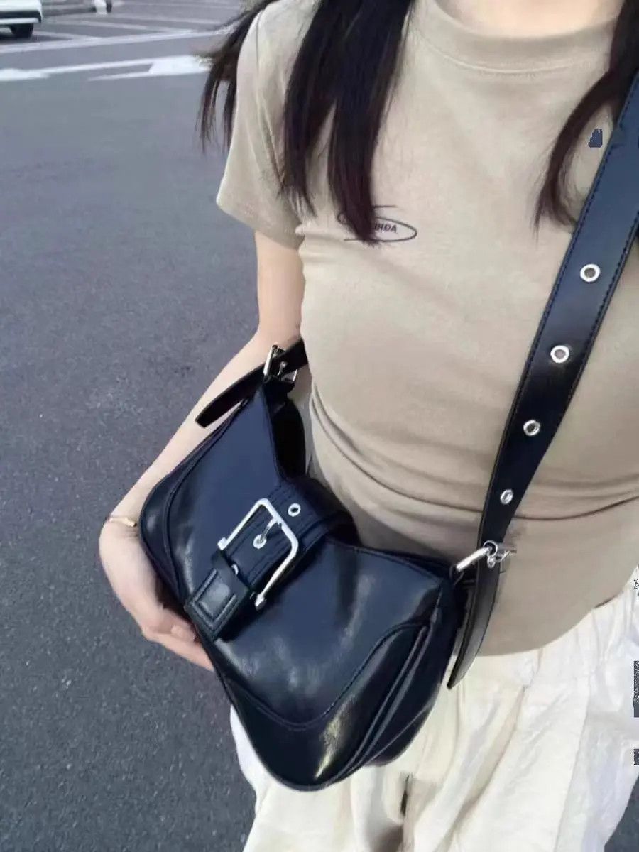 Japanese Brand × Vintage Vintage Versatile Rare Design Crossbody Bag Size ONE SIZE - 3 Thumbnail