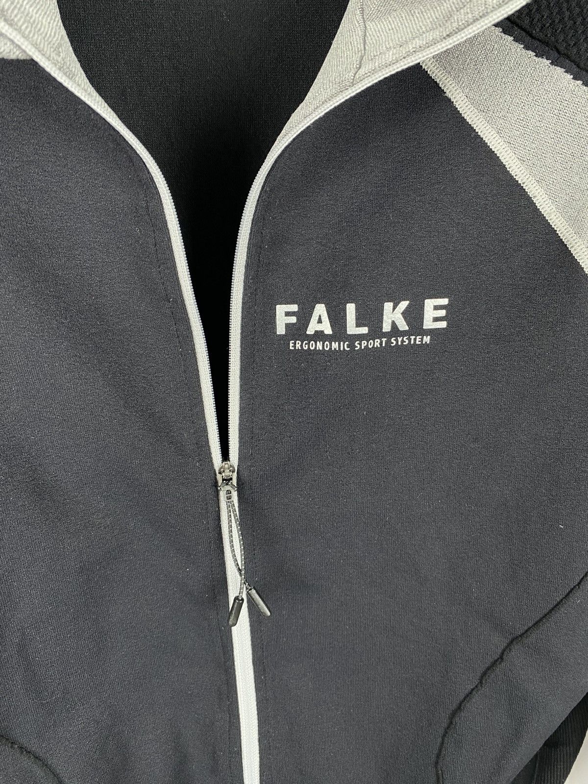 FALKE Falke Stretch Thermal Acrivewear Fullzip Jumper size L Size US L / EU 52-54 / 3 - 10 Thumbnail