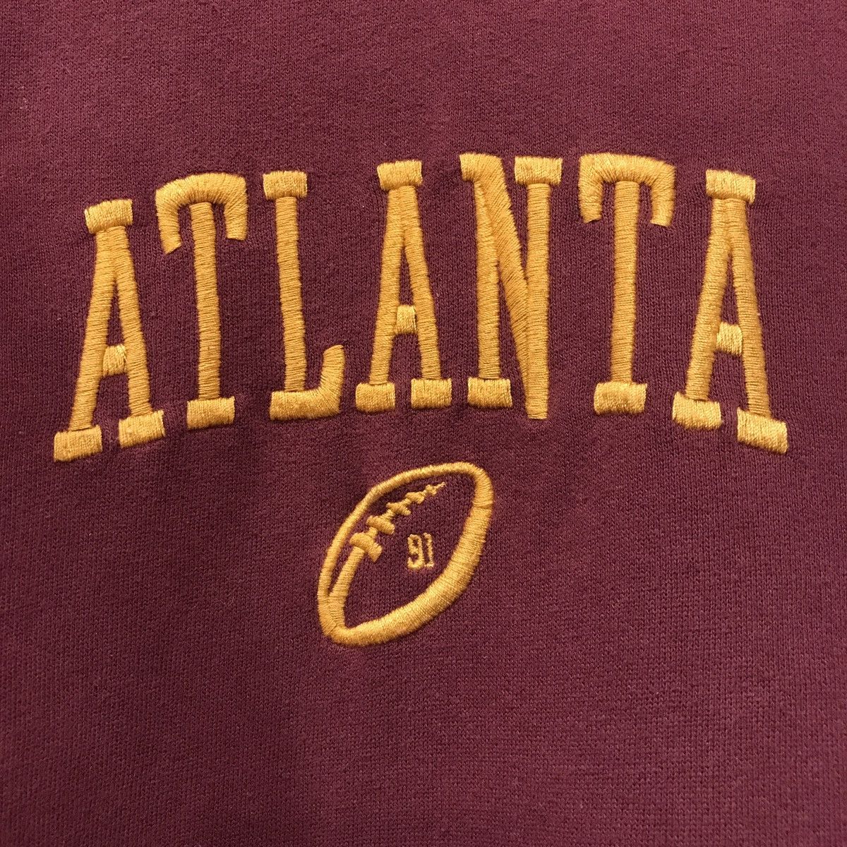 Vintage oversize unisex burgundy crewneck atlanta rugby 90s boxy Size US L / EU 52-54 / 3 - 3 Thumbnail