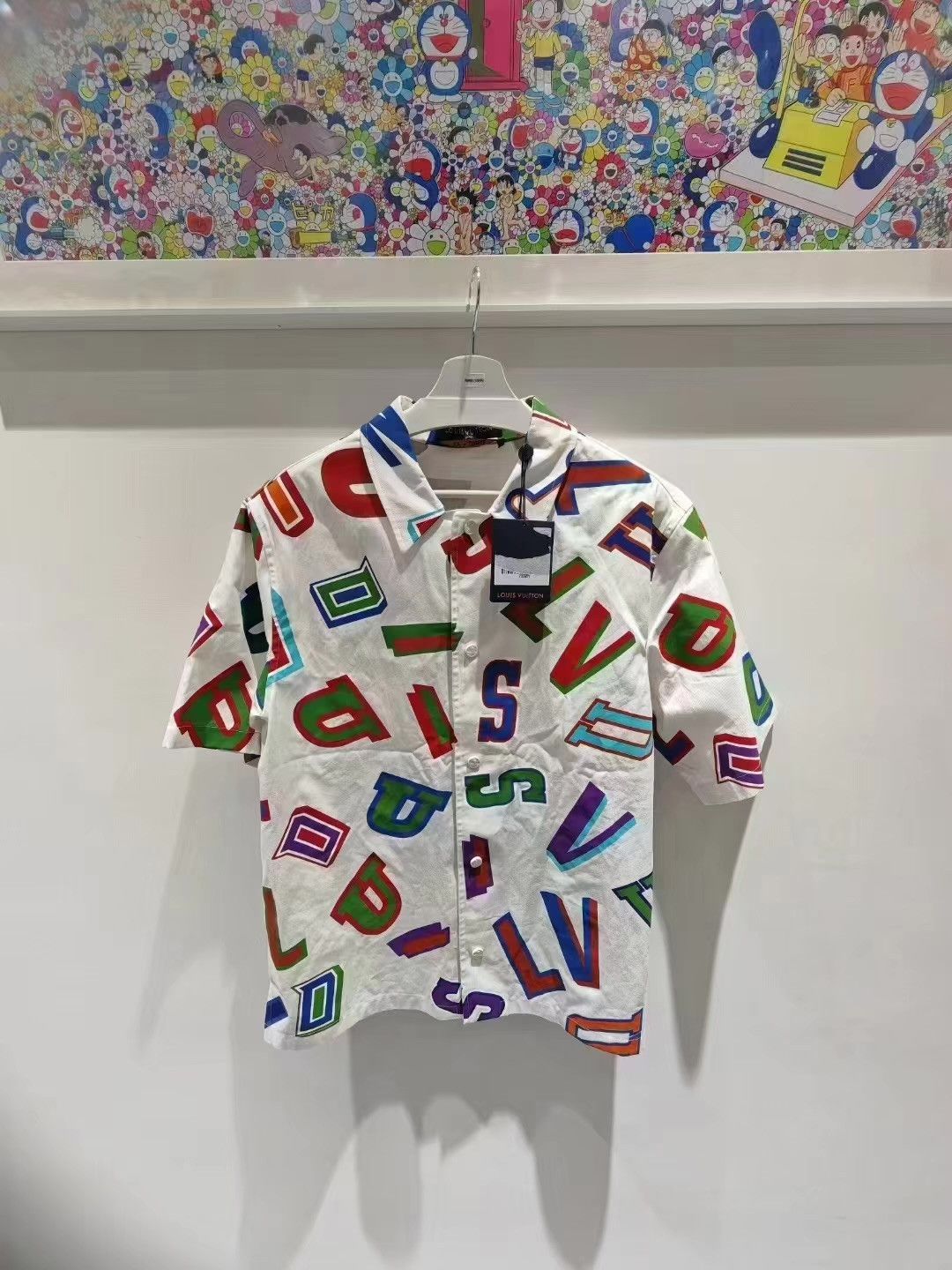 Louis Vuitton LV x NBA Printed Logo Short Sleeve Shirt Q15 Size US L / EU 52-54 / 3 - 1 Thumbnail