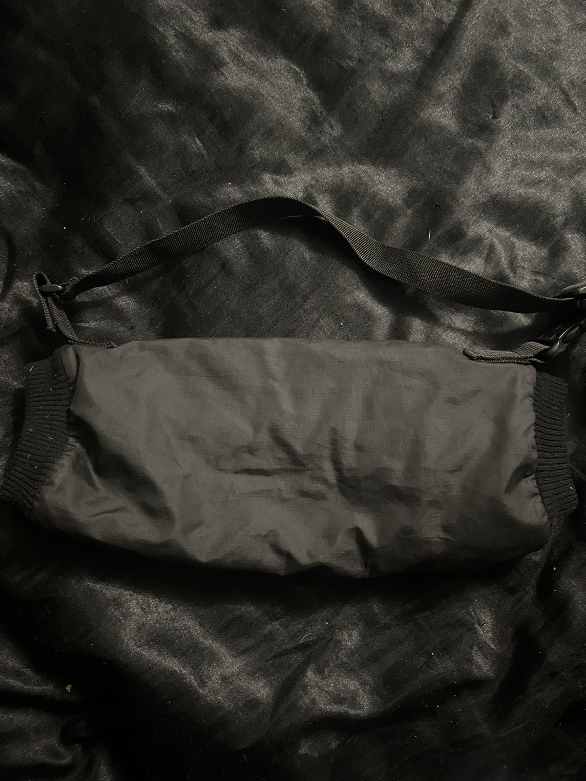 Nike Black Nike football handwarmer Size 30 - 2 Thumbnail