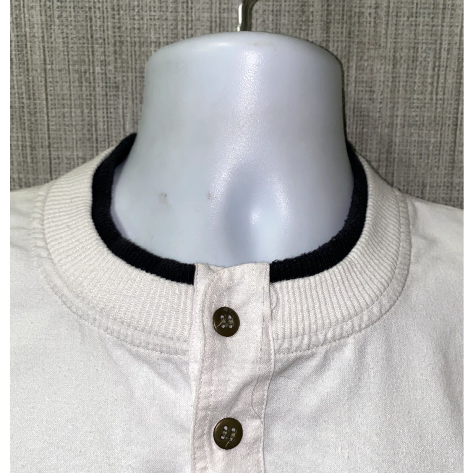 Avenue Avenues Mens White Short Sleeve Henley Style T-Shirt Size S Size US S / EU 44-46 / 1 - 3 Thumbnail