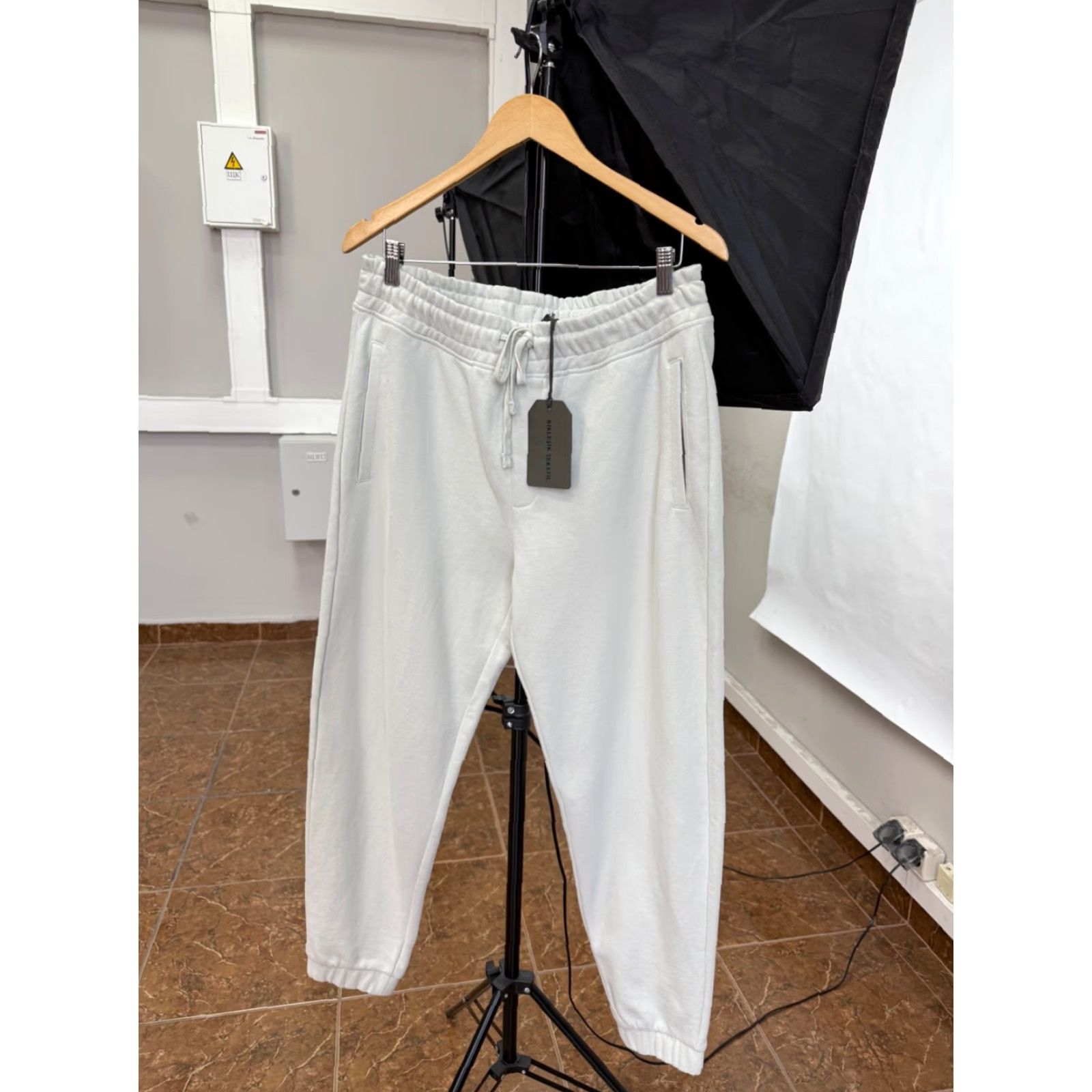 Reiss Reiss Jogger Chalk White Retro Y2K M Adult Mens Size M Size US 31 - 2 Thumbnail