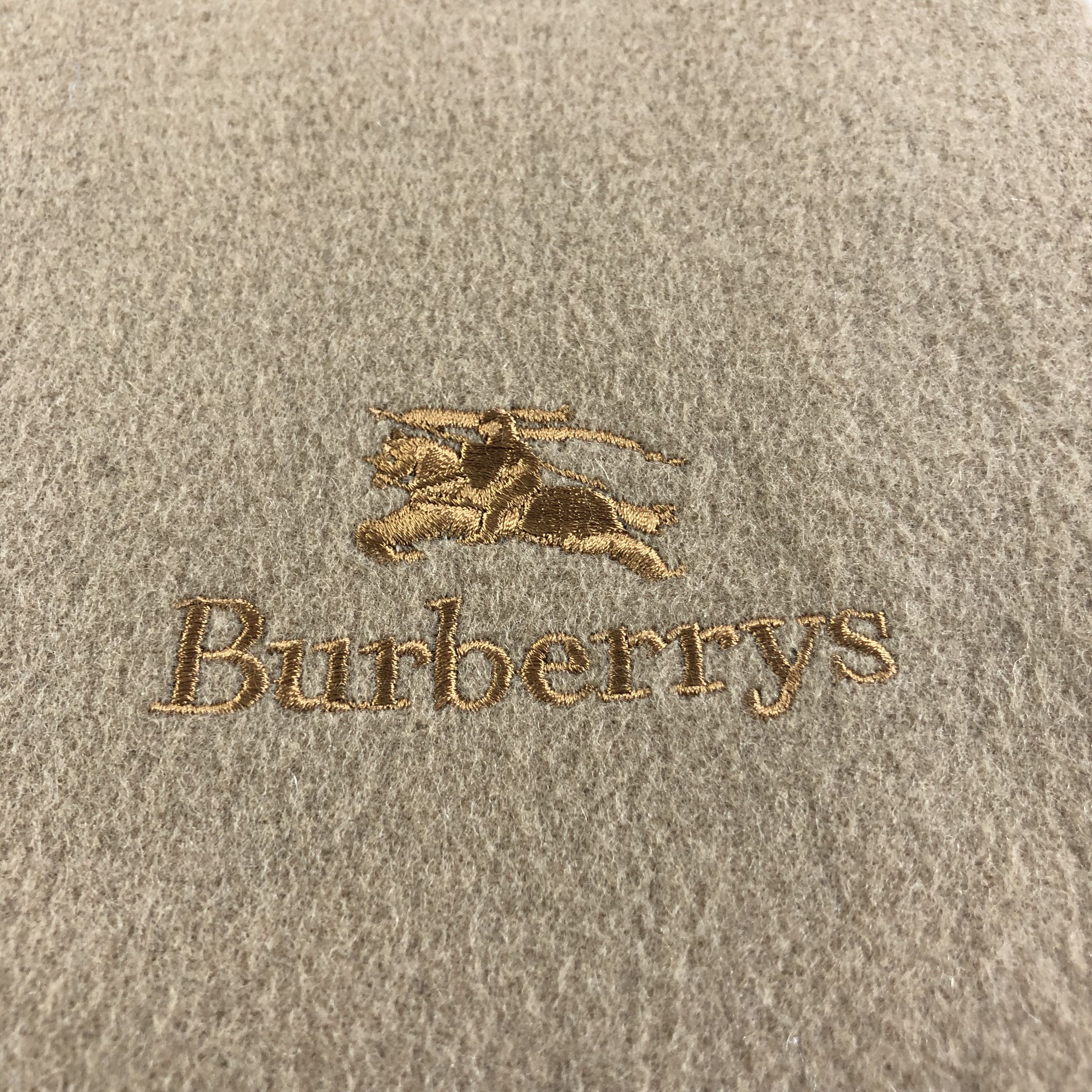 Burberry Burberrys Plain Tan Wool Scarf Muffler V1648 Size ONE SIZE - 4 Thumbnail