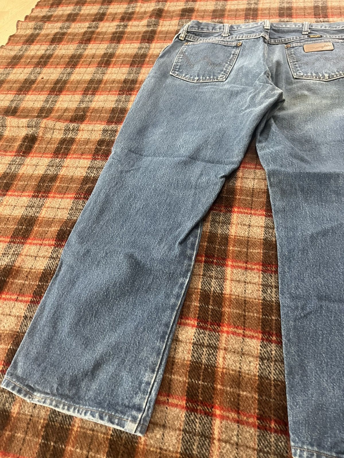 Wrangler Vintage 90’s made in USA Wrangler Cut medium washed jeans Size US 32 / EU 48 - 8 Thumbnail