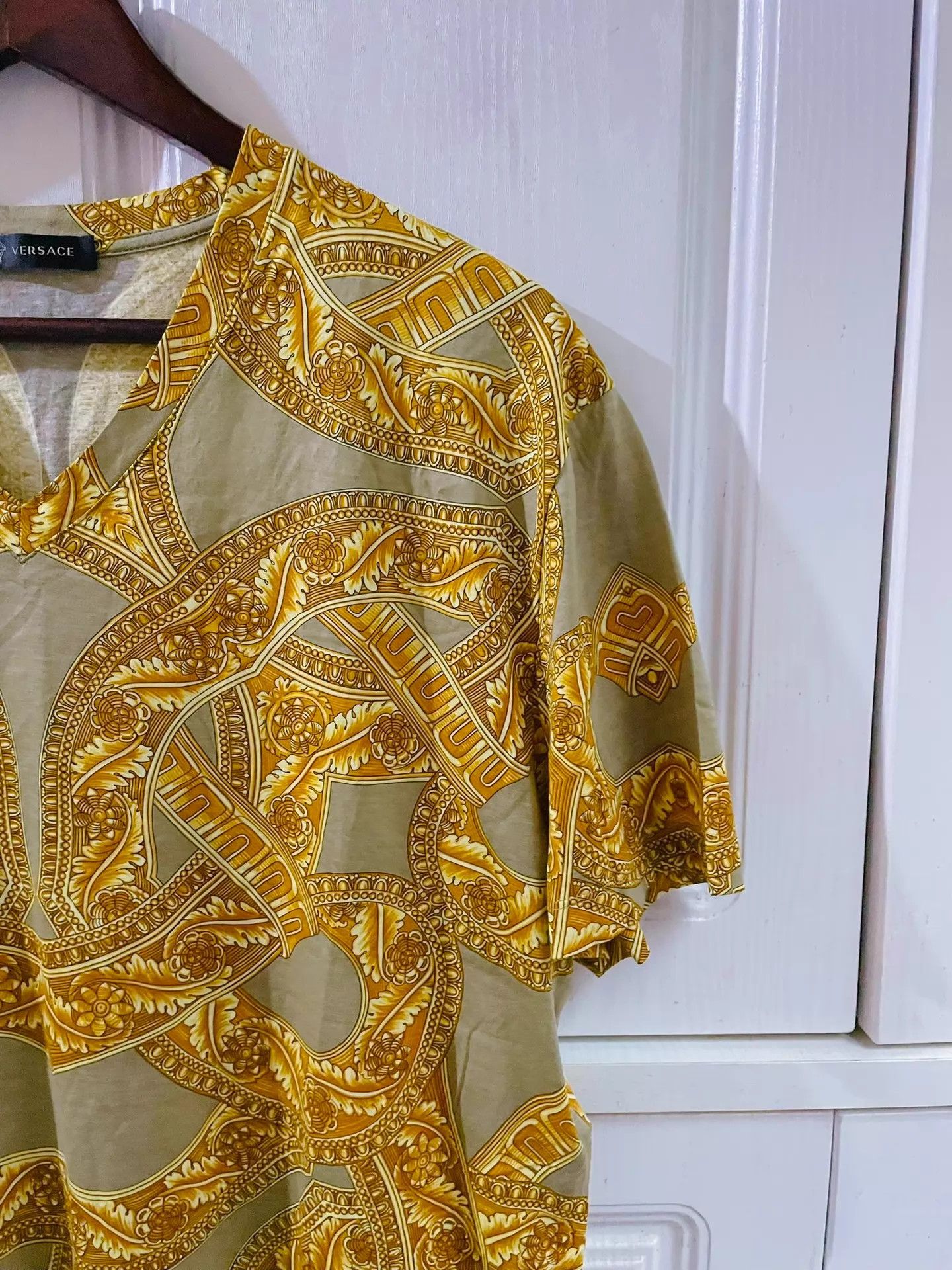 Versace Versace Baroque Medusa Gold Foil Runway SS T-Shirt XL Size XL / US 12-14 / IT 48-50 - 4 Thumbnail