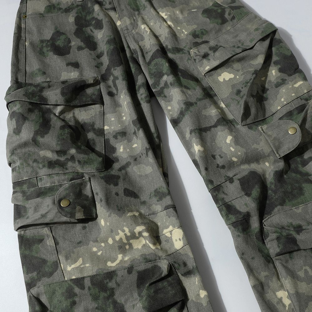 Designer × Japanese Brand × Vintage Camouflage Baggy Cargo Jeans Size US 31 - 8 Thumbnail