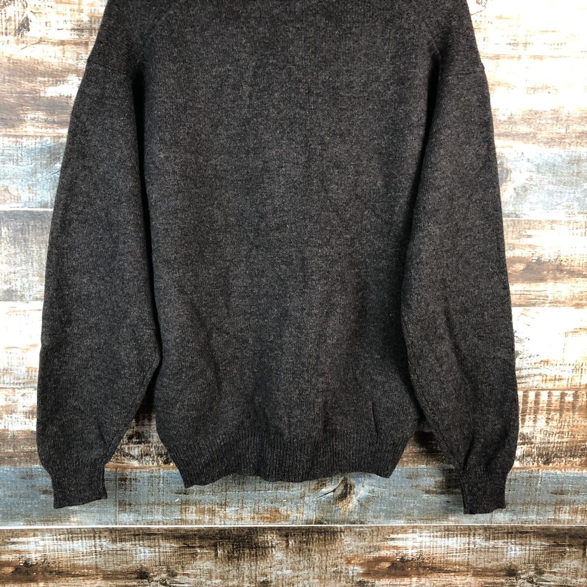 Uniqlo Uniqlo Dark Brown ripped Cardigan Knitwear #A2472 Size US M / EU 48-50 / 2 - 15 Thumbnail