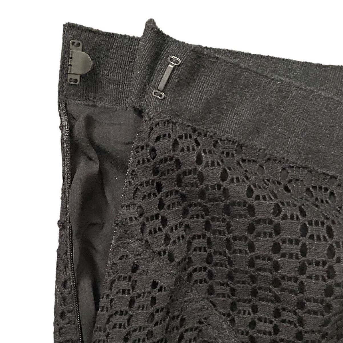 Other Wes Gordon Mini Skirt Black Lace Crochet Overlay - Size 4 Size 27" / US 4 / IT 40 - 3 Thumbnail