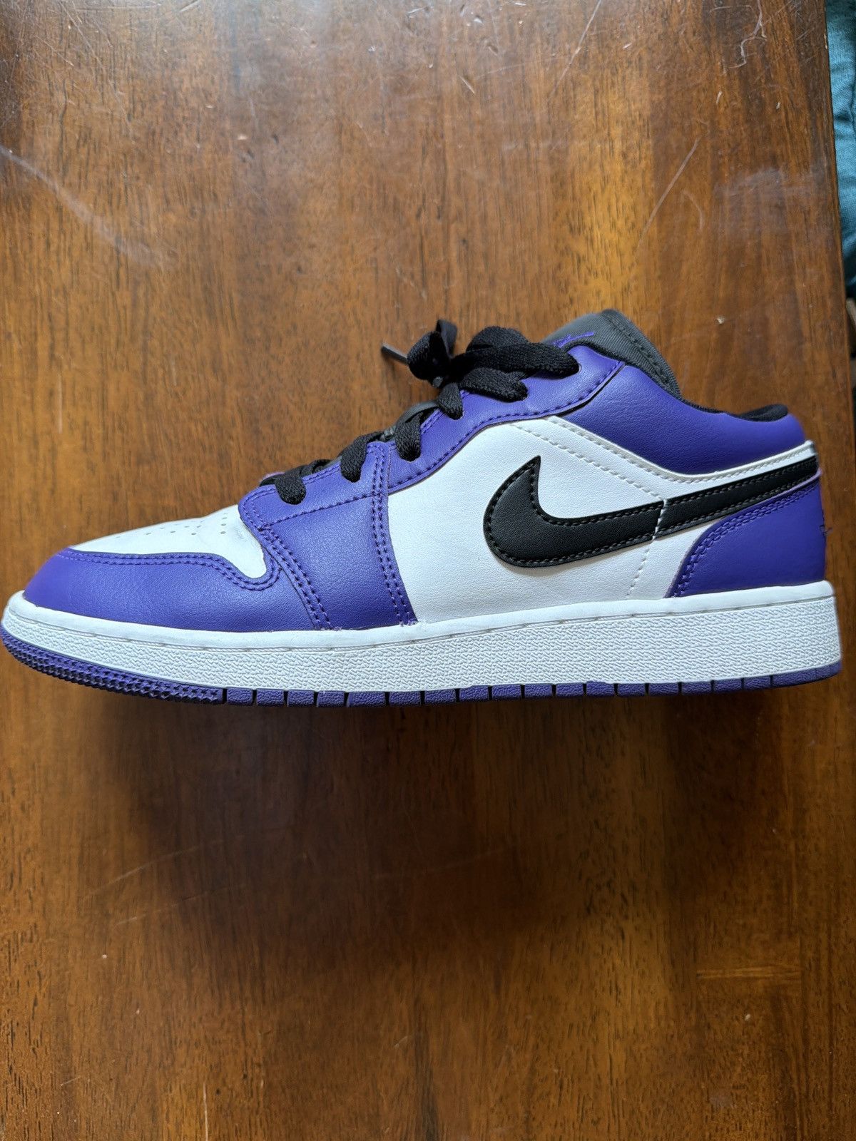 Jordan Brand Air Jordan 1 Low (GS) Size US 6.5 / IT 36.5 - 1 Thumbnail