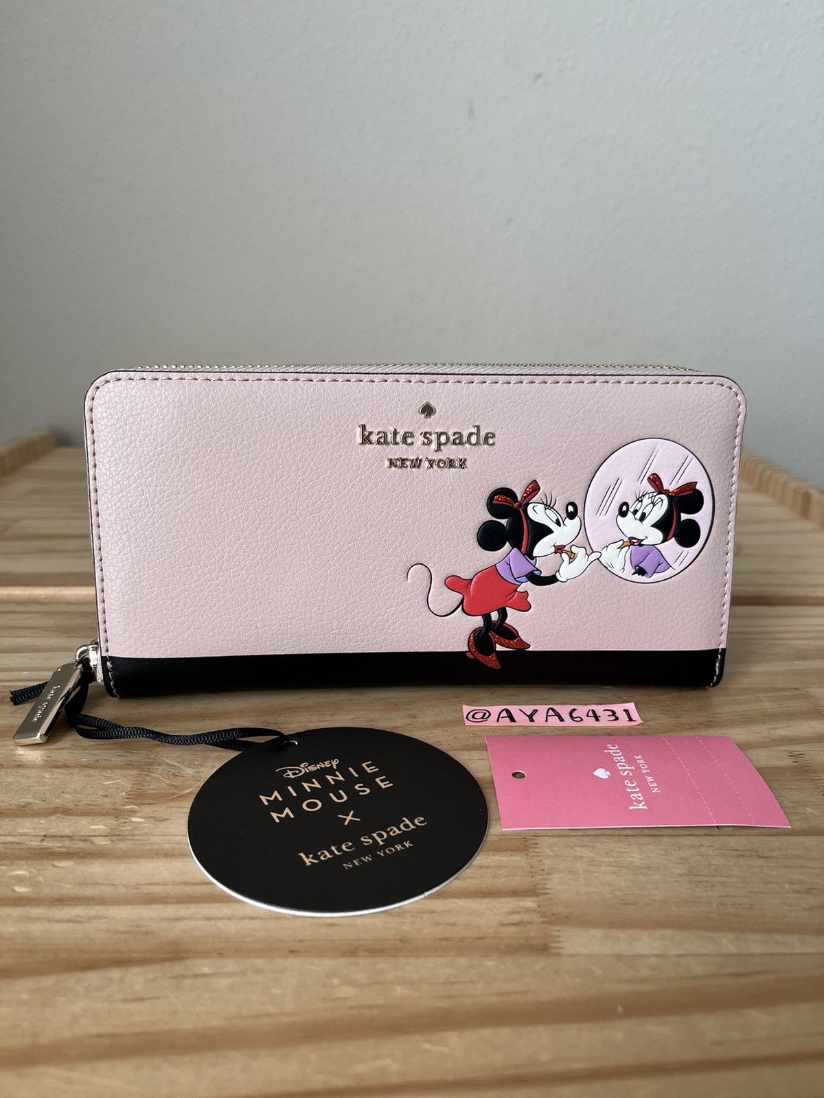 image of Kate Spade X Minnie Disney Wallet in Beige, Women's