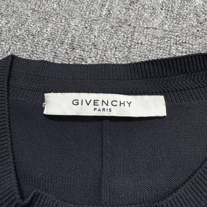 Givenchy Givenchy Relief Design Sports Shirt Size US L / EU 52-54 / 3 - 5 Thumbnail
