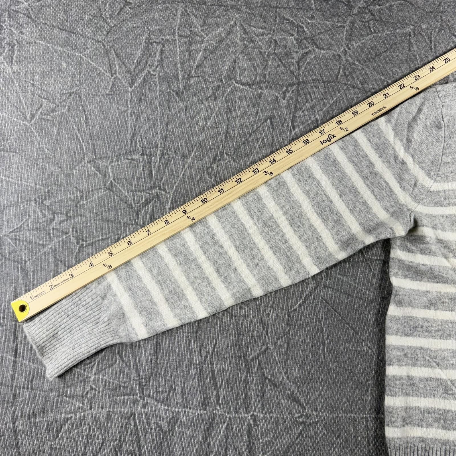 Charter Club Charter Club Shirt Women's S Grey Cashmere Gold Buttons Size S / US 4 / IT 40 - 6 Thumbnail