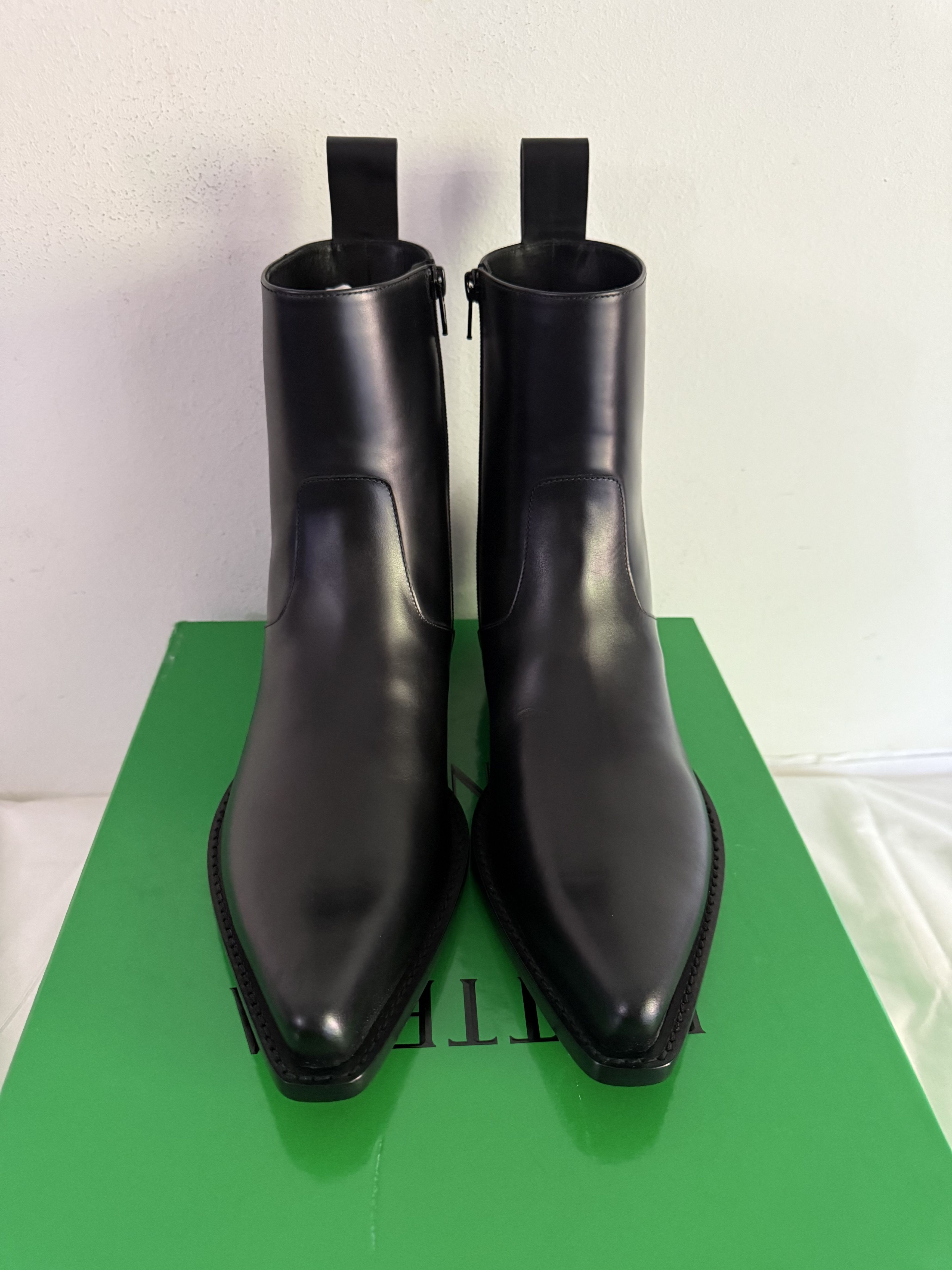 Bottega Veneta Leather Ankle Boots Zipped Size US 9 / EU 42 - 3 Thumbnail