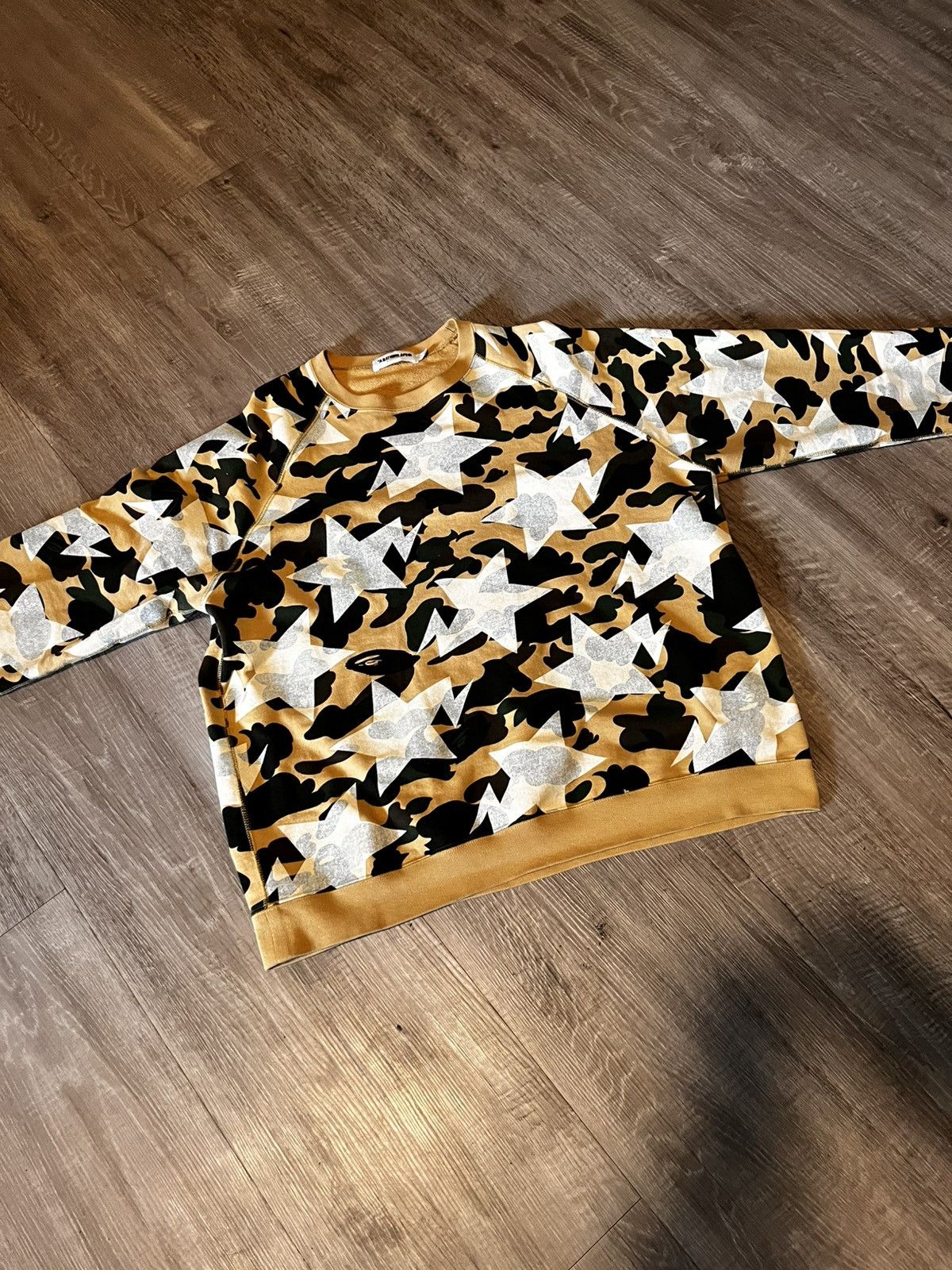 Bape Bape / A Bathing Ape 1st Camo Bapesta Crewneck Size US L / EU 52-54 / 3 - 1 Thumbnail