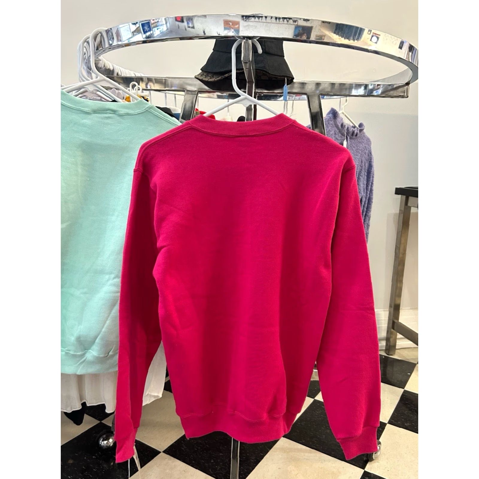 Russell Athletic VINTAGE Russell Athletic Sweatshirt Crew Neck Long Sleeve Mens S Pink 90s USA Made NWT NOS Leg it Babes x Russell Athletic Size S / US 4 / IT 40 - 6 Thumbnail