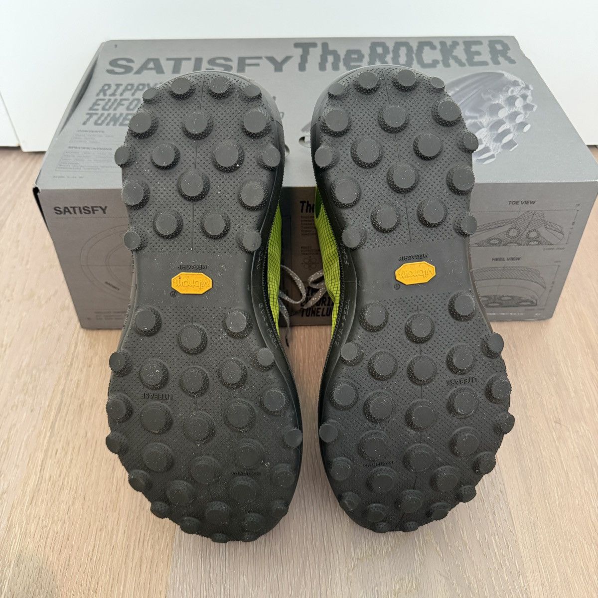 Satisfy Satisfy Running TheROCKER ‘Grenoble Green’ Size US 13 / EU 46 - 6 Thumbnail