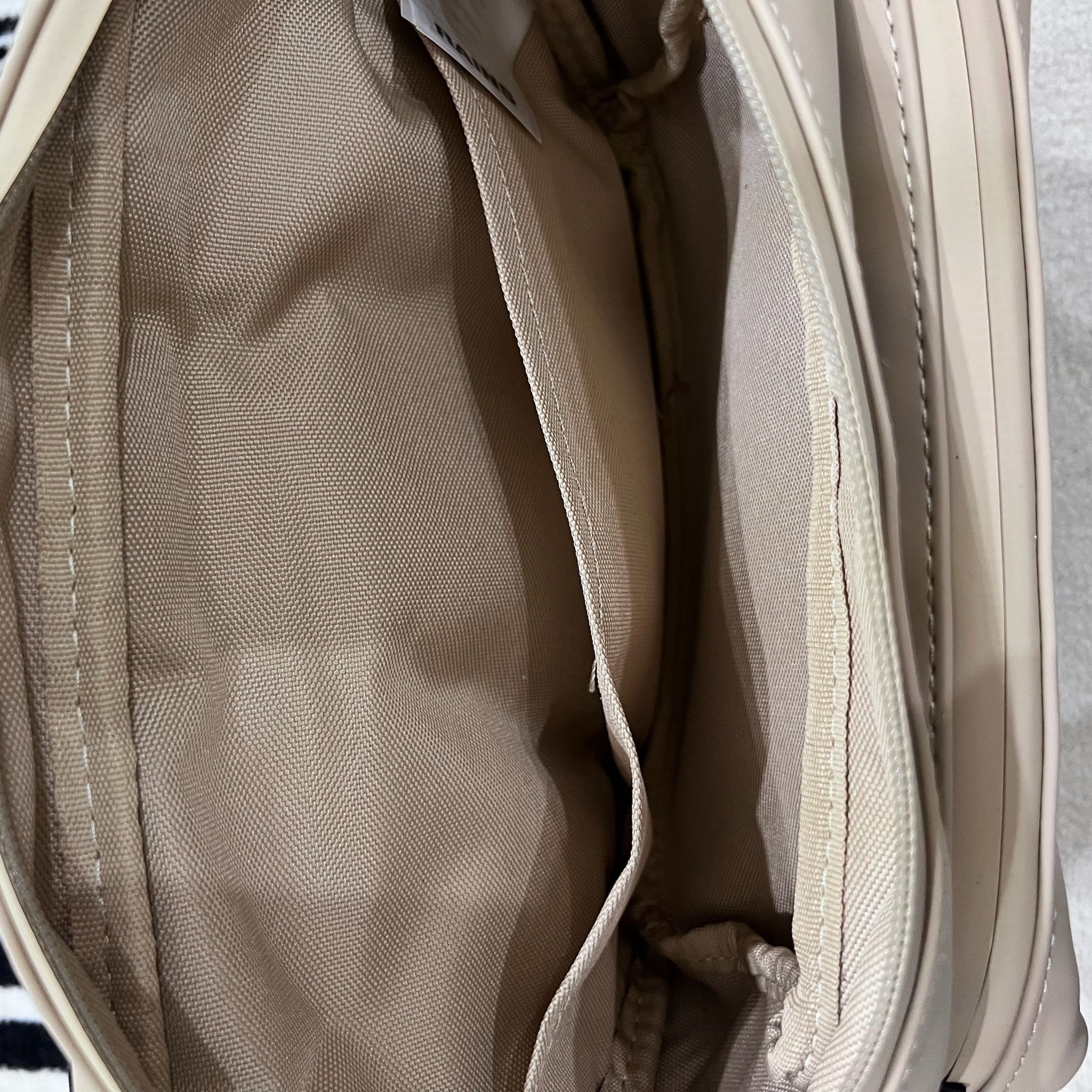 Rains Rains Bum Metallic Bag W3 Waterproof Sling / Belt Bag - Sand Size ONE SIZE - 4 Thumbnail