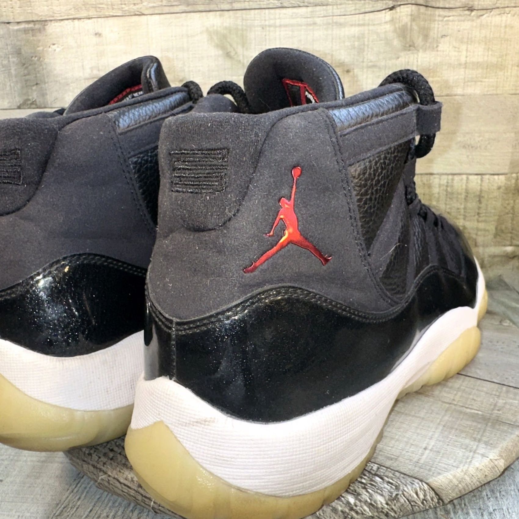Jordan Brand Jordan Air Jordan 11 Retro 72-10 Black White Men's High Top Athletic 2015 Size US L / EU 52-54 / 3 - 7 Thumbnail
