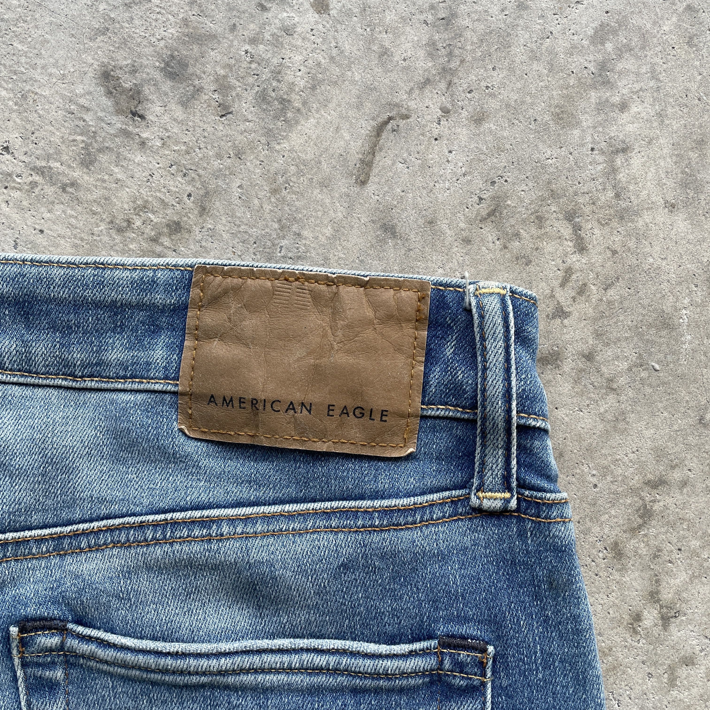American Eagle Outfitters VINTAGE AMERICAN EAGLE DENIM DISTRESSED RIPPED PANTS JEANS Size US 31 - 8 Thumbnail