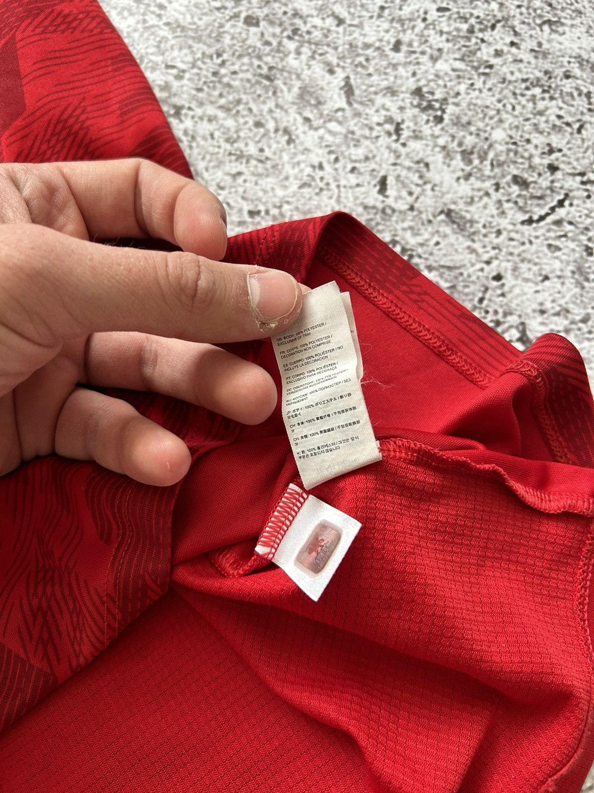 New Balance × Vintage New Balance Liverpool 2019 2020 Football Soccer Jersey Size US M / EU 48-50 / 2 - 8 Thumbnail