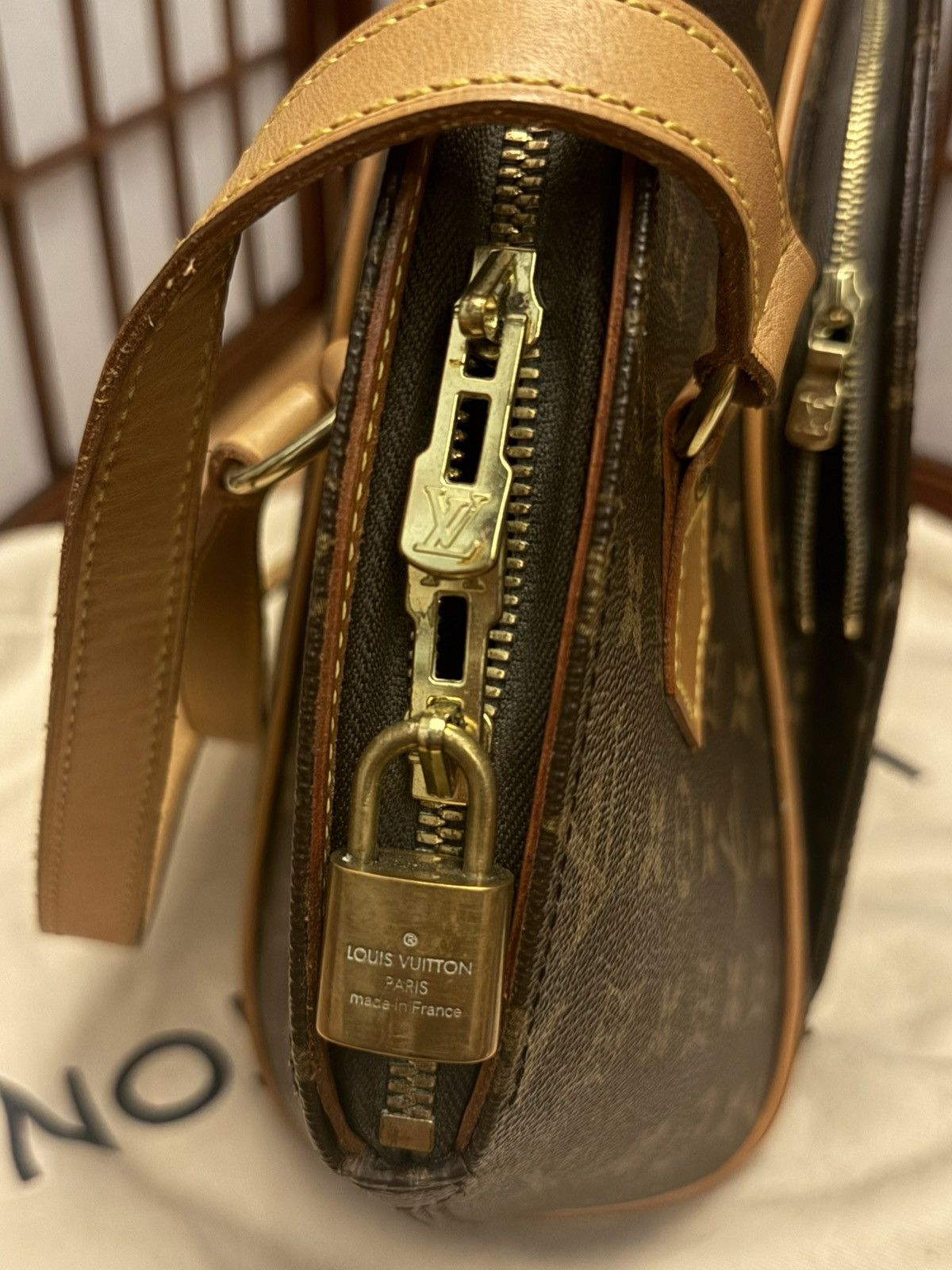 Louis Vuitton × Vintage Louis Vuitton Eclipse GM Shoulder Bag Size ONE SIZE - 6 Thumbnail