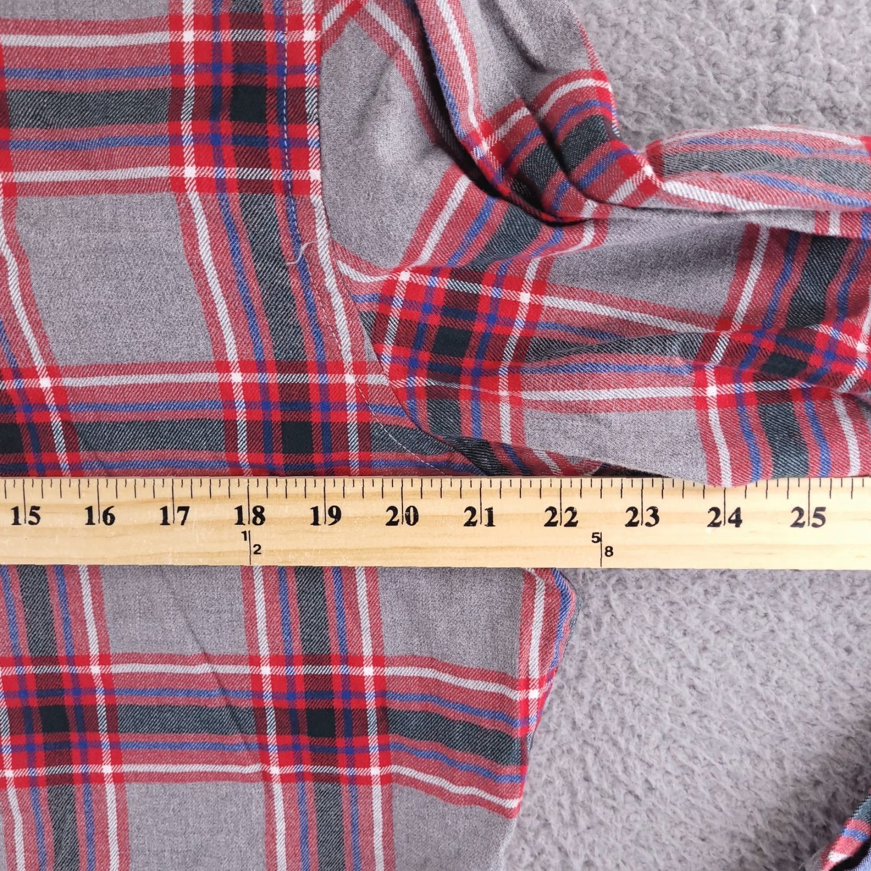 Banana Republic VINTAGE Banana Republic Shirt Mens Large Plaid Gray Long Sleeve Flannel 100% Cotton Size US L / EU 52-54 / 3 - 6 Thumbnail