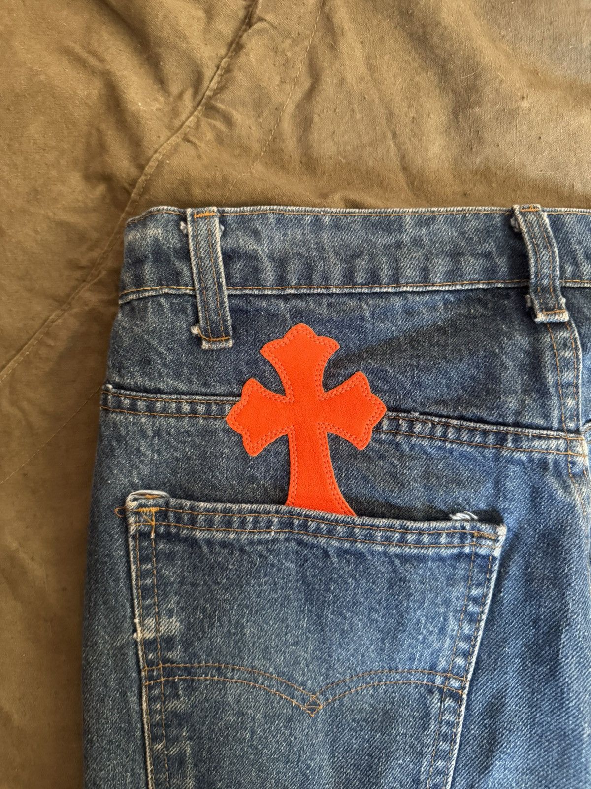 Chrome Hearts × Levi's Chrome Hearts Levi’s Cross Patch Jeans Size US 33 - 15 Thumbnail
