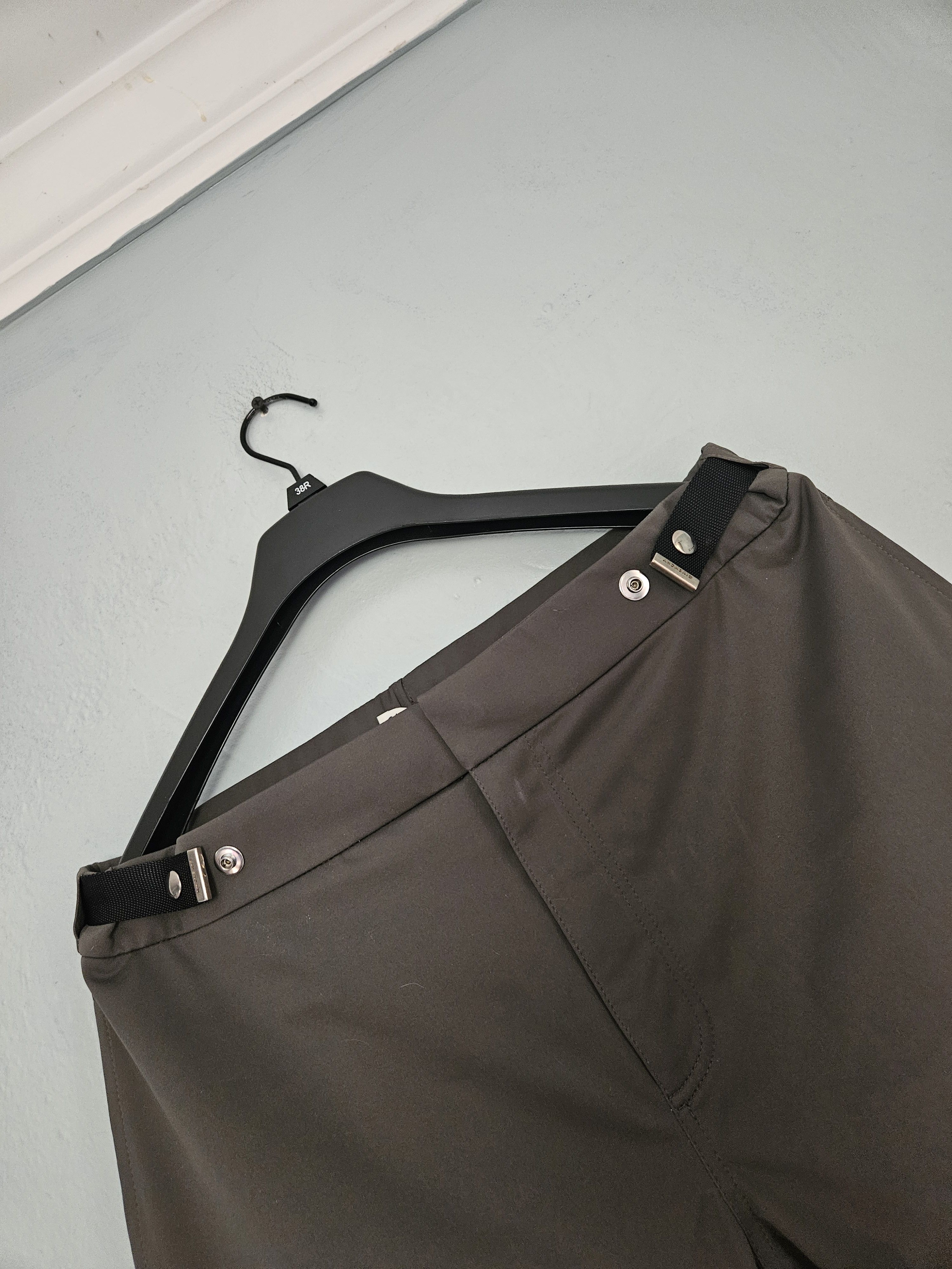 Givenchy Givenchy Rosewood Grey Nylon Cargo Convertible Joggers Size US 34 / EU 50 - 4 Thumbnail
