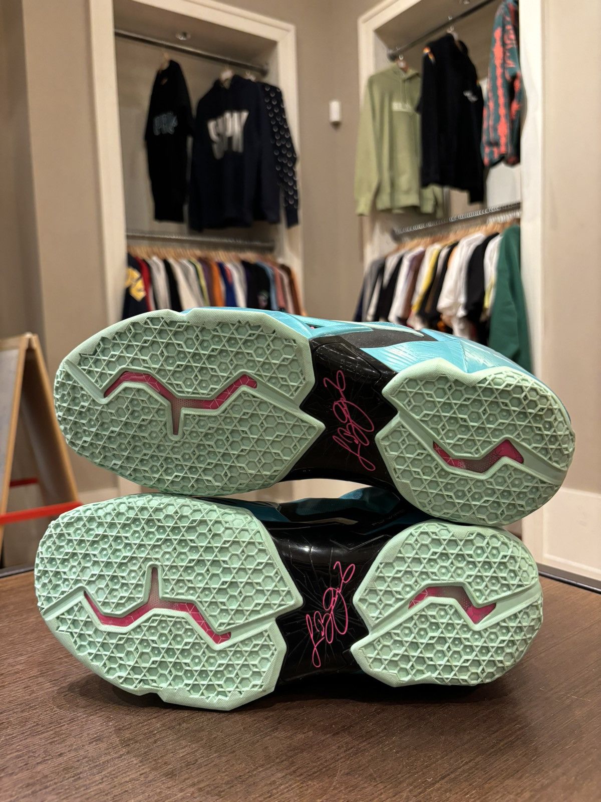 Nike Nike LeBron 11 South Beach Size US 12 / EU 45 - 8 Thumbnail