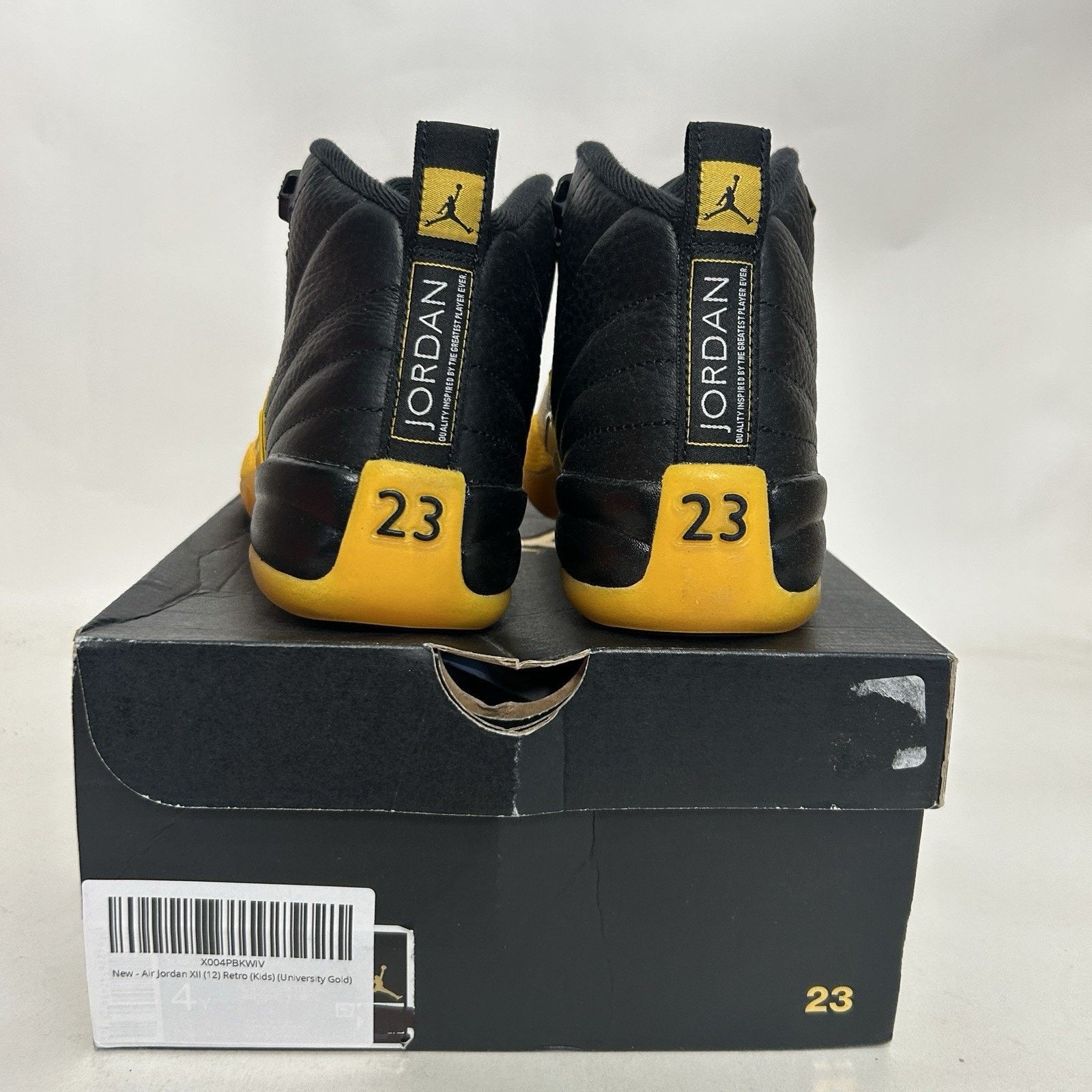 Jordan Brand Nike Air Jordan 12 Retro GS “Black University Gold” Size US 5.5 / IT 35.5 - 4 Thumbnail