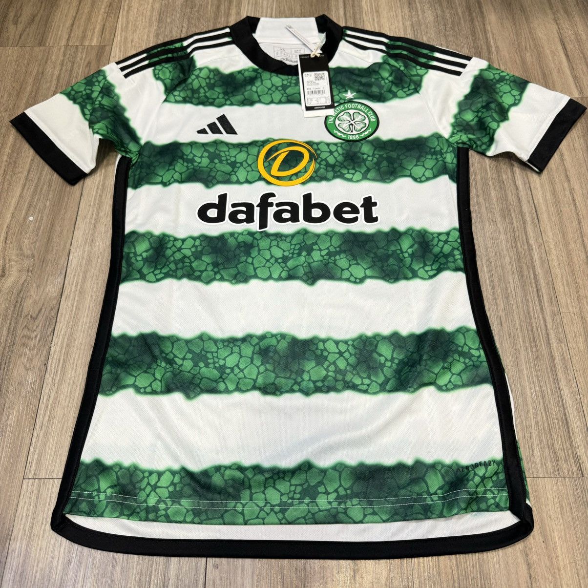 Adidas Celtic 23/24 home shirt #24 Tomoki (Bnwt) Size US XS / EU 42 / 0 - 1 Thumbnail