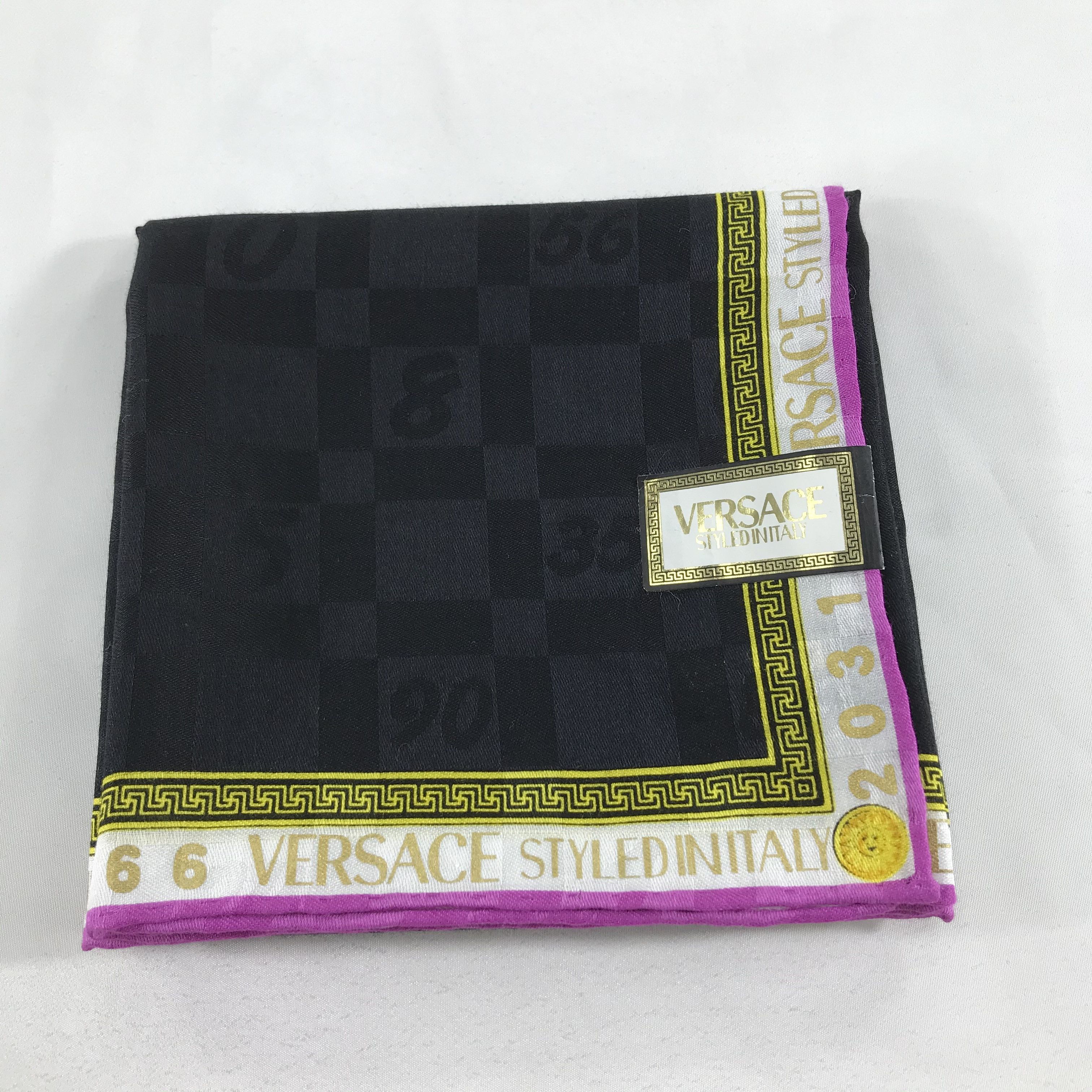 Versace Versace Numbers Handkerchief Neckerchief Bandana H636 Size ONE SIZE - 9 Thumbnail