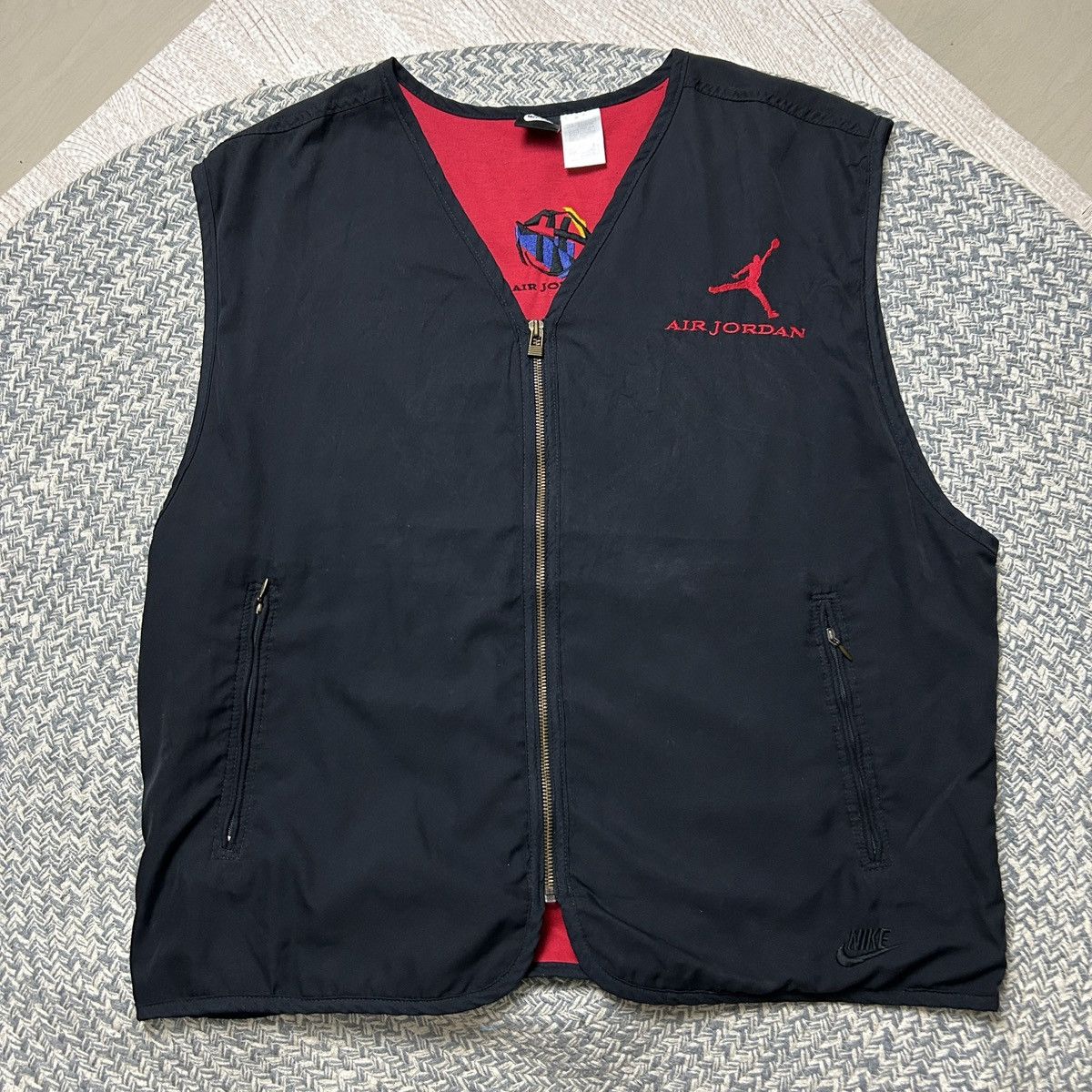 Jordan Brand × Nike × Vintage Vintage 90's Nike Air Jordan Black Vest Size US M / EU 48-50 / 2 - 1 Thumbnail