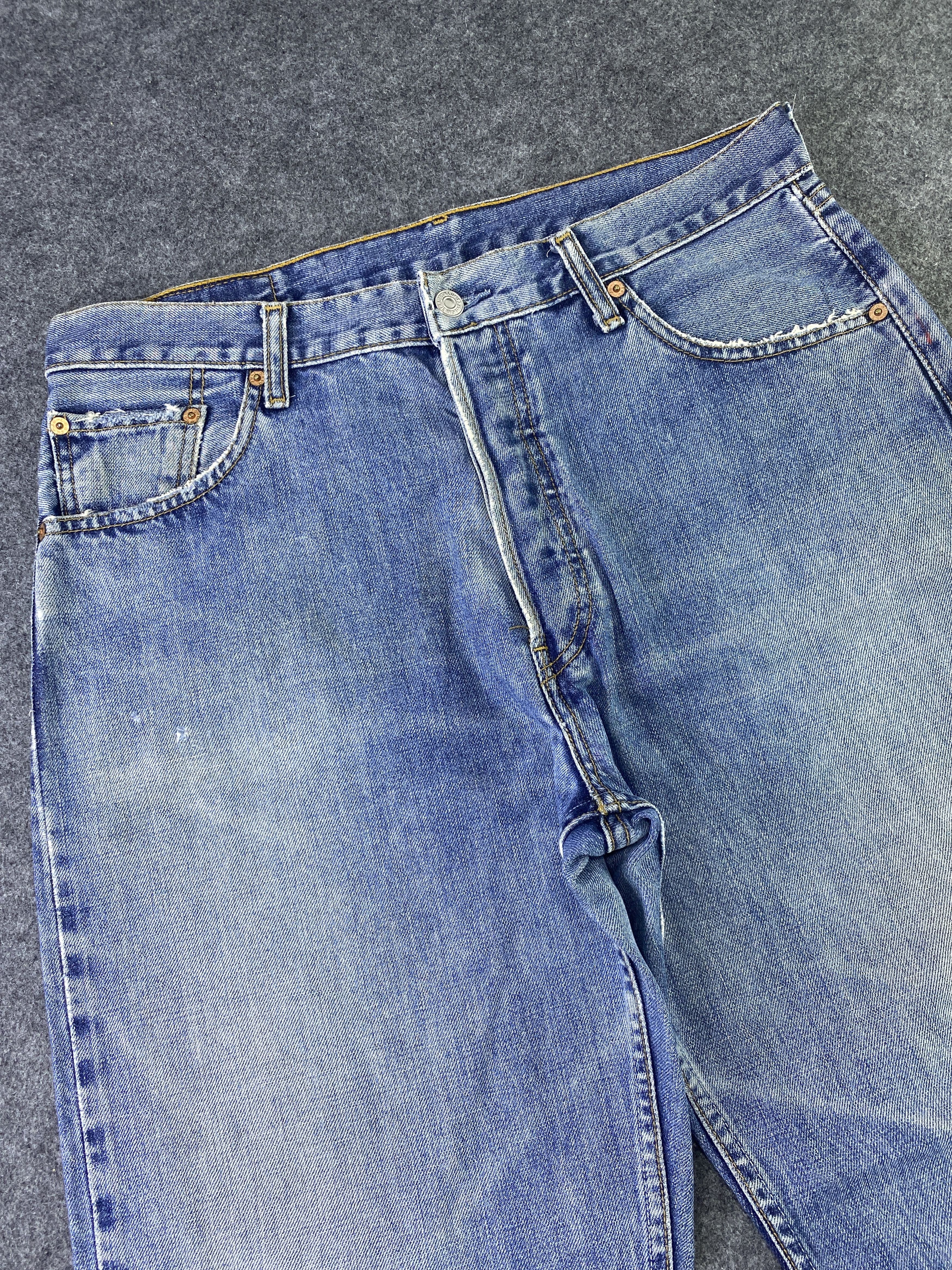 Levi's VINTAGE LEVI'S 513 DISTRESS BLUE WASH JEANS - J912 Size US 34 / EU 50 - 5 Thumbnail