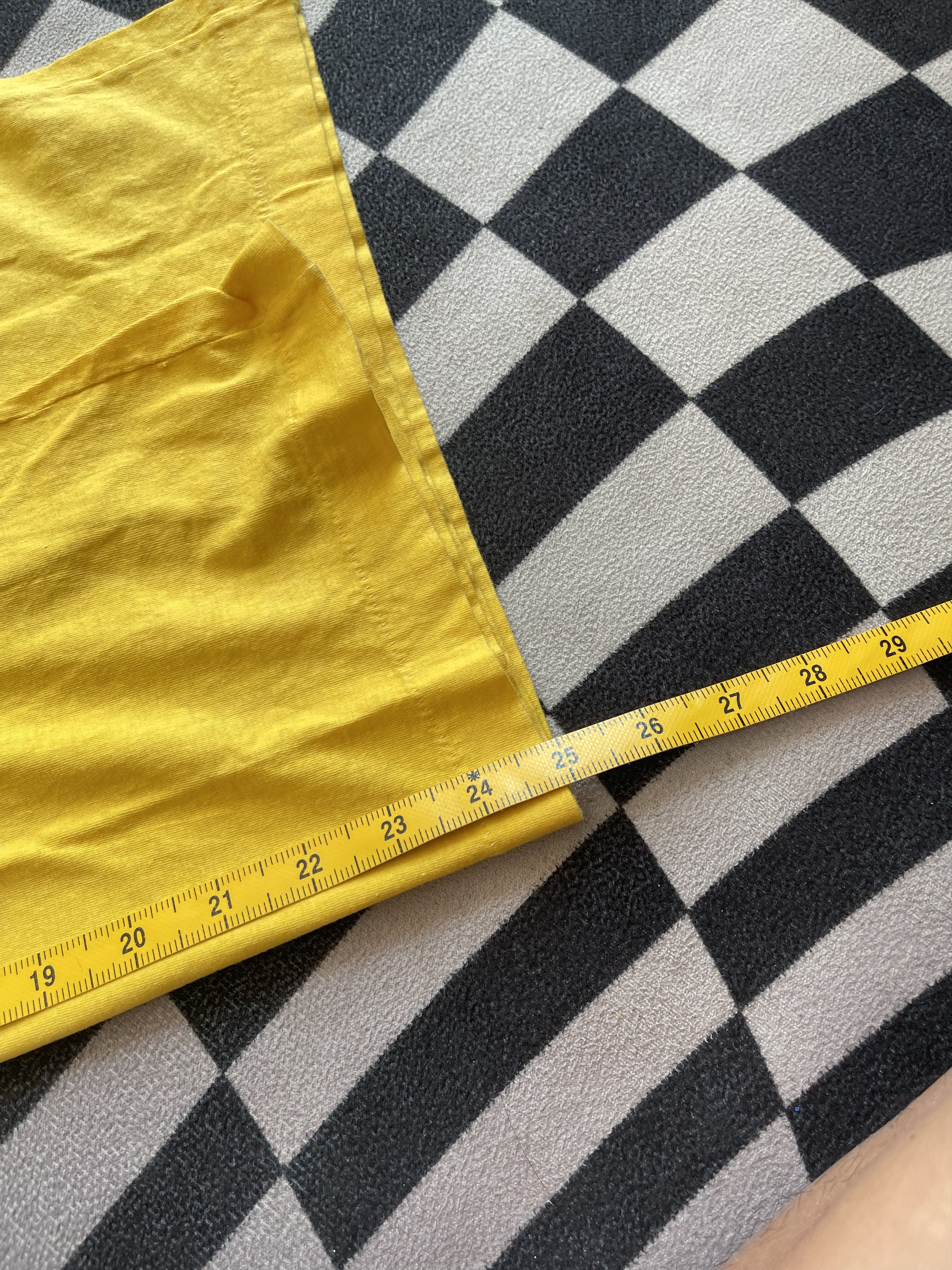 Vintage Lhasa Tibet Potala Palace Travel Souvenir Tee Yellow Vintage Size US M / EU 48-50 / 2 - 7 Thumbnail