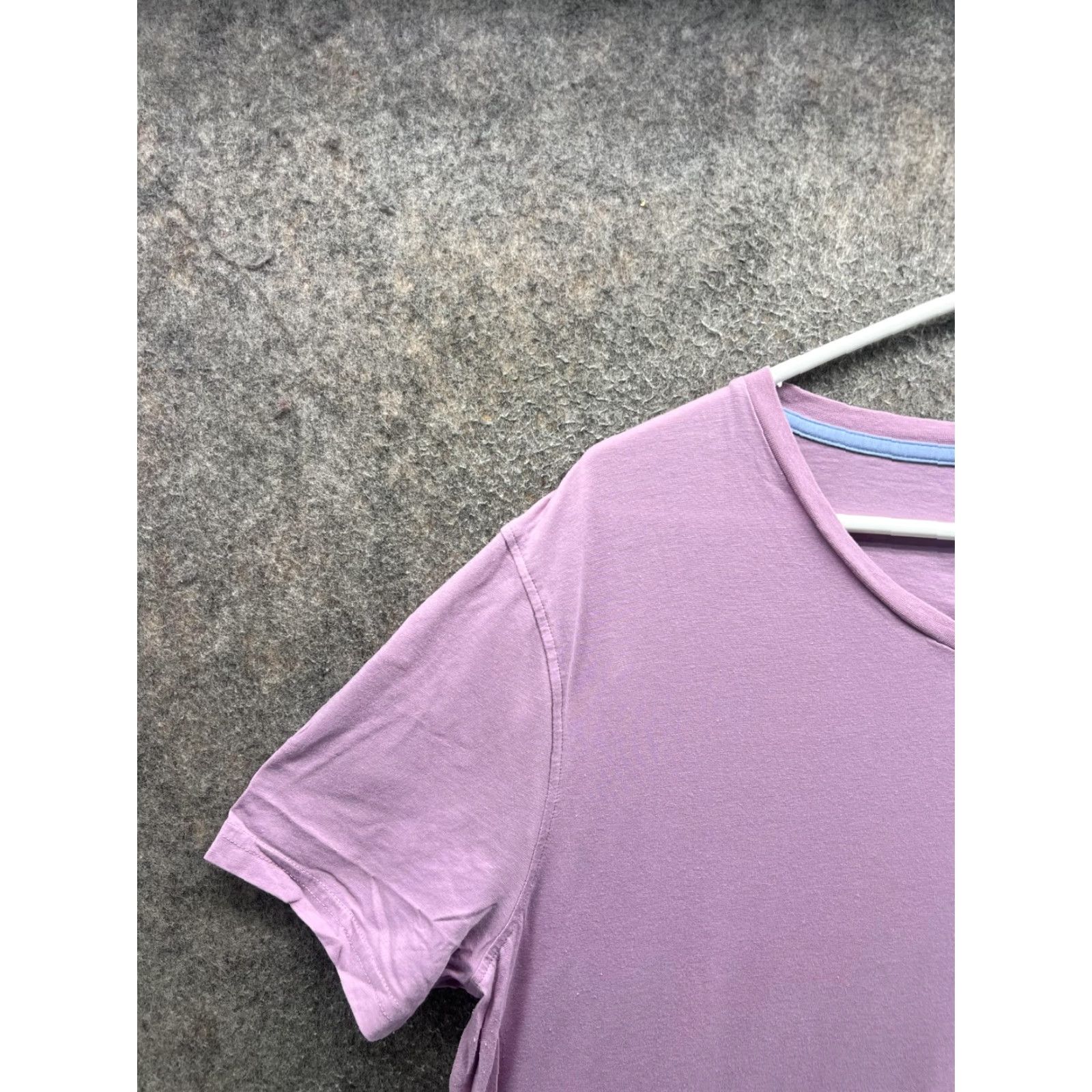 Vintage Greyson Shirt Mens Large Purple V Neck Jersey Logo Tee Classic Fit Casual Soft Size US L / EU 52-54 / 3 - 6 Thumbnail