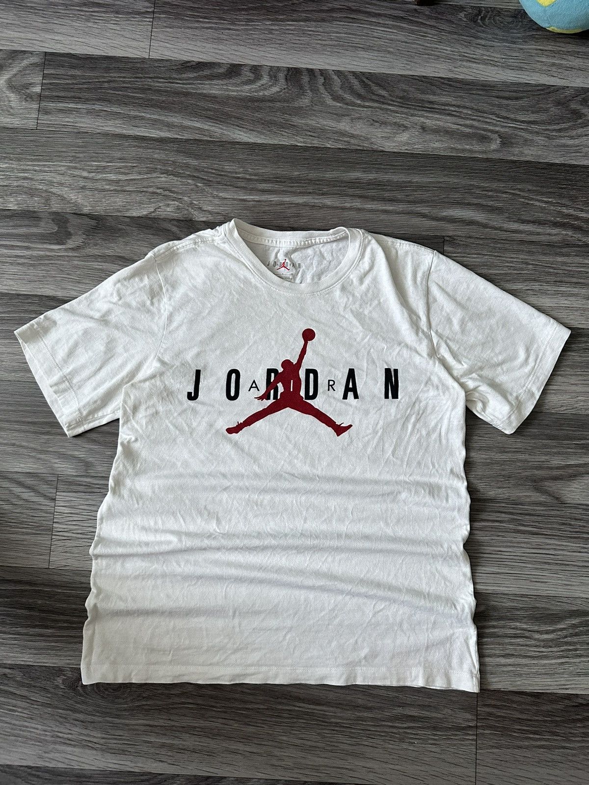 Nike Nike jordan big logo t shirt hype vintage Size US S / EU 44-46 / 1 - 4 Thumbnail
