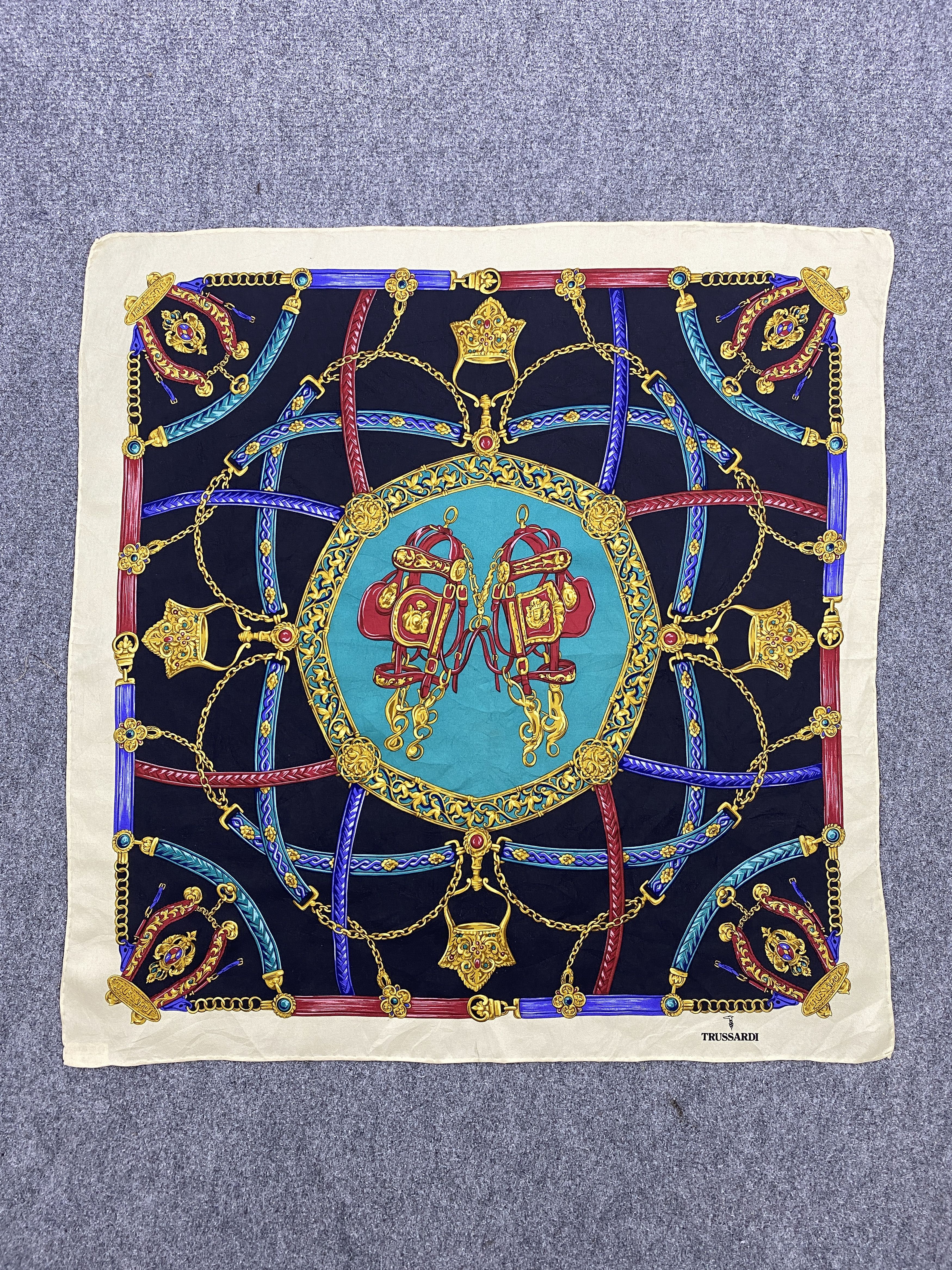 Trussardi Trussardi Silk Scarf / Muffler / Silk Scarf SN0058 Size ONE SIZE - 3 Thumbnail