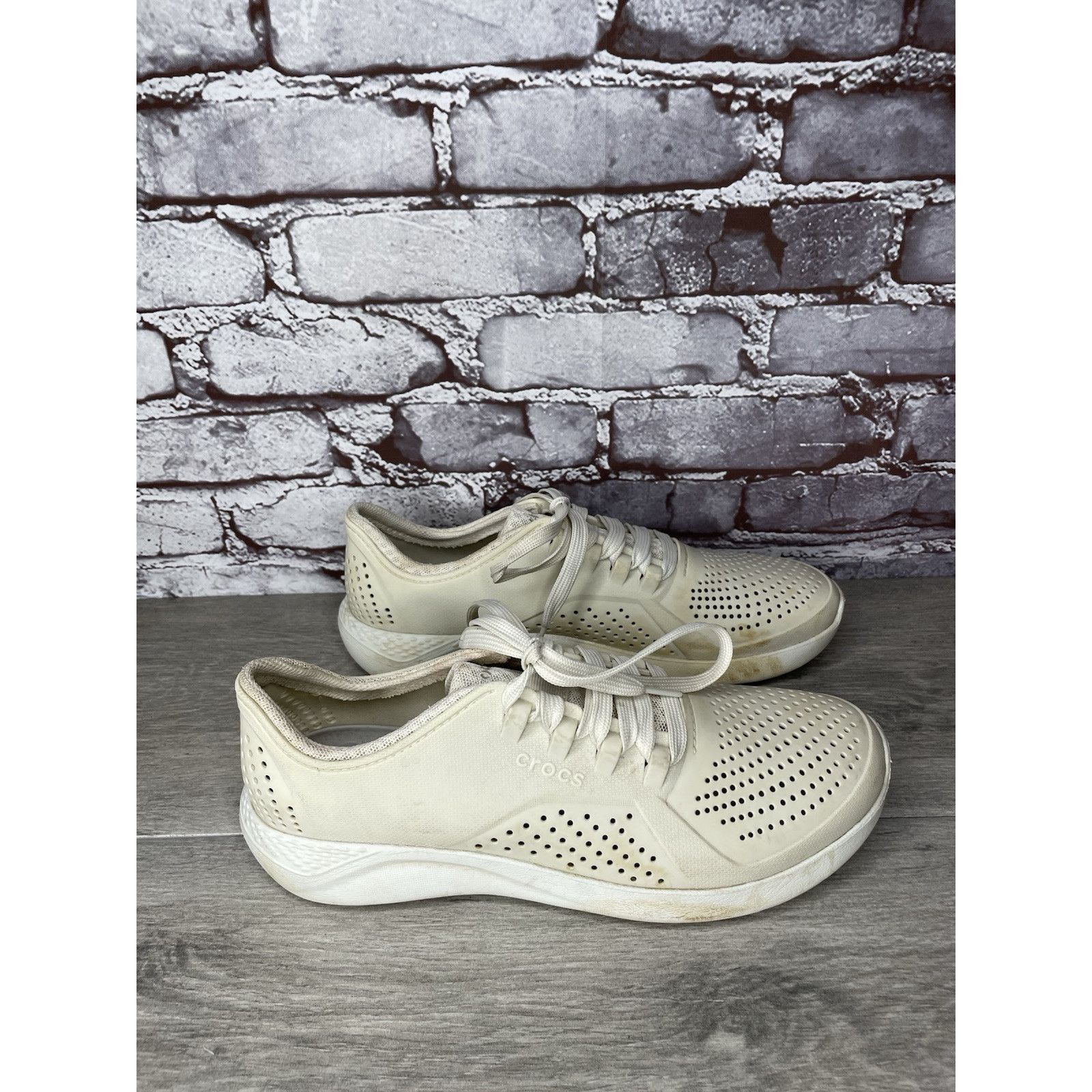 Crocs Crocs LiteRide Pacer Sneakers Shoes Women’s 11 Waterproof Pe Size US 11 / IT 41 - 14 Thumbnail