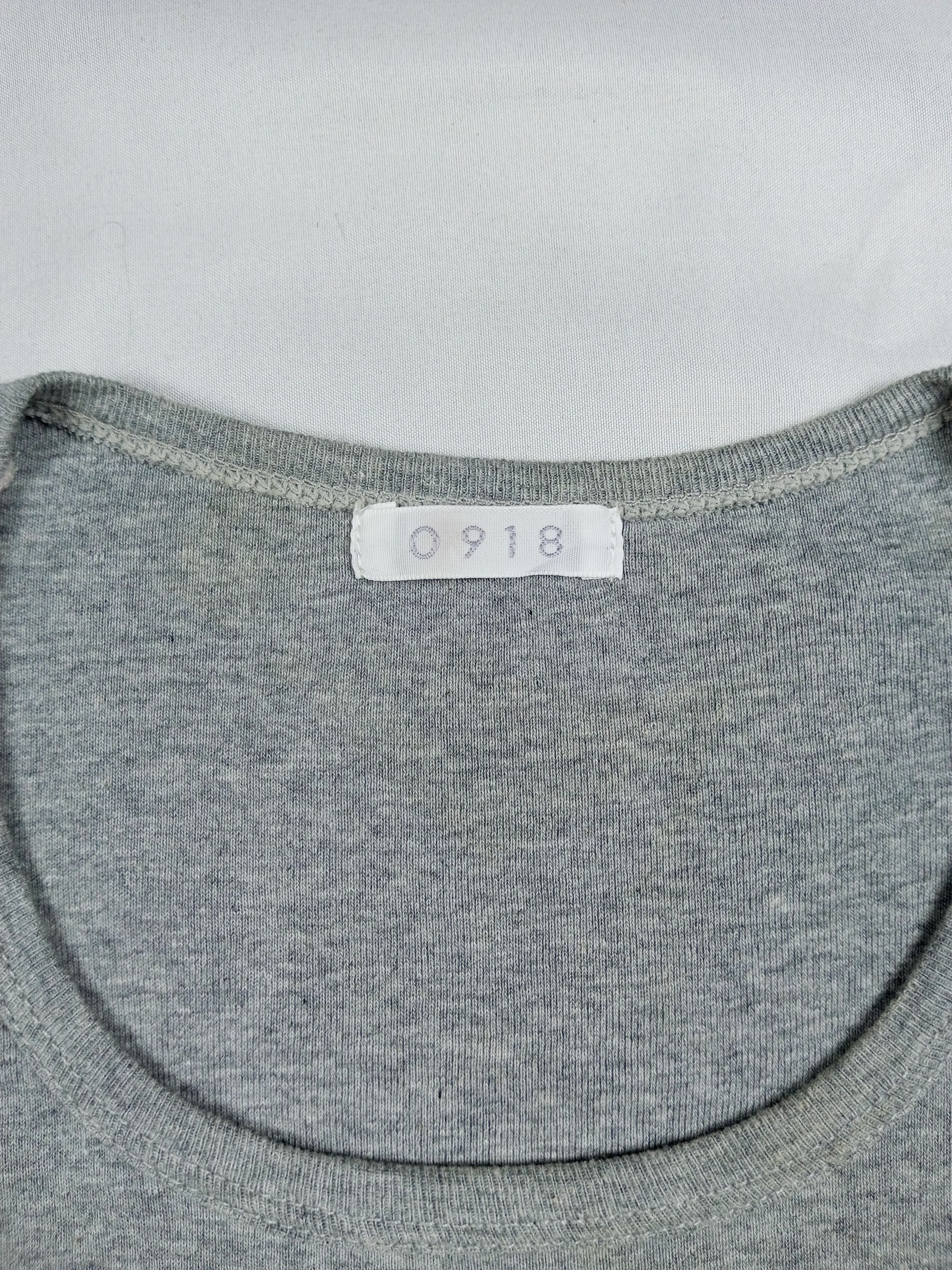 Long-sleeve Poem Tshirt with lace at the sleeve Issey Style
