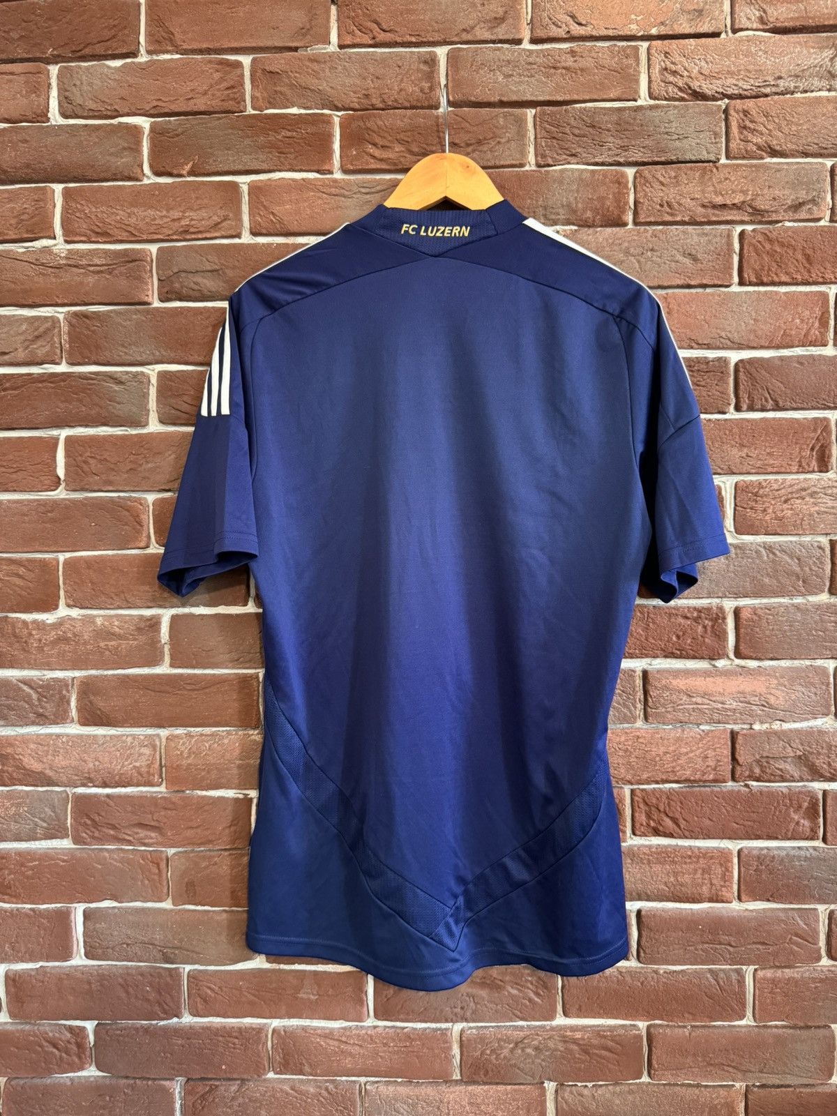 Adidas Rare Vintage 2011 Luzern Adidas FC Jersey Soccer Kit M Navy Size US M / EU 48-50 / 2 - 2 Thumbnail