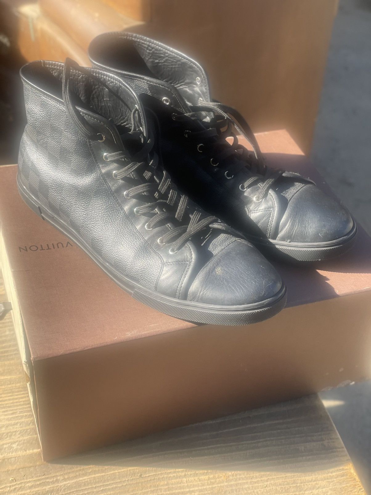 Louis Vuitton Louis Vuitton Damier Hi-Top Sneakers Size US 12 / EU 45 - 3 Thumbnail