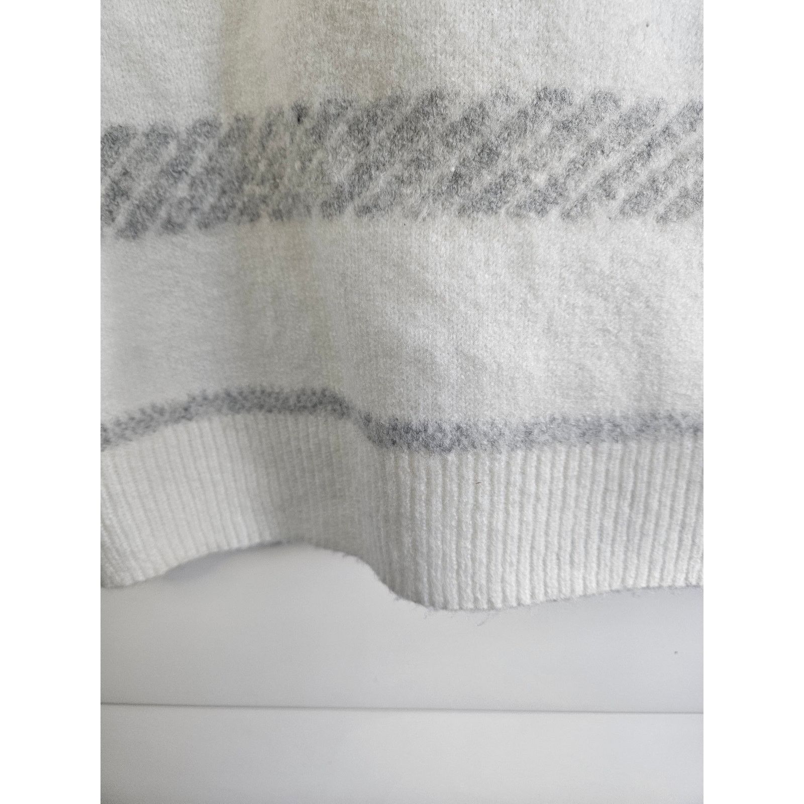 Topshop White & Grey Striped Crewneck Sweater Classic Pullover Knit Size M / US 6-8 / IT 42-44 - 5 Thumbnail