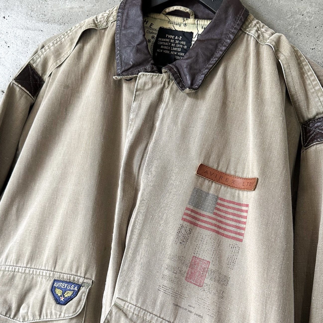 Avirex THRASHED 80s TYPE A-2 Saipan 1945 Pinup Girl Flight Jacket Size US L / EU 52-54 / 3 - 5 Thumbnail