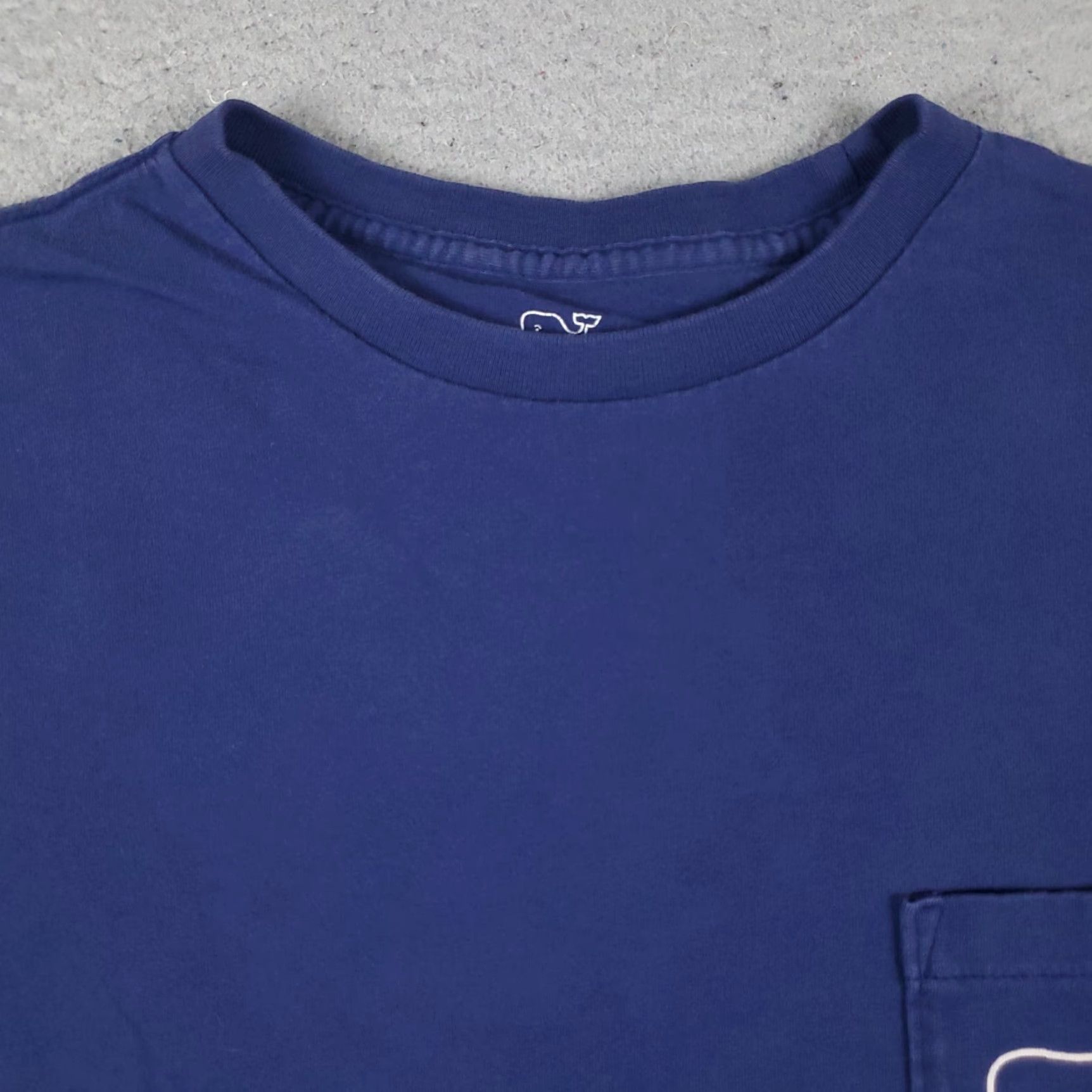 Vineyard Vines Vineyard Vines T Shirt Adult Small Blue Christmas Whale Casual Long Sleeve Size US S / EU 44-46 / 1 - 4 Thumbnail